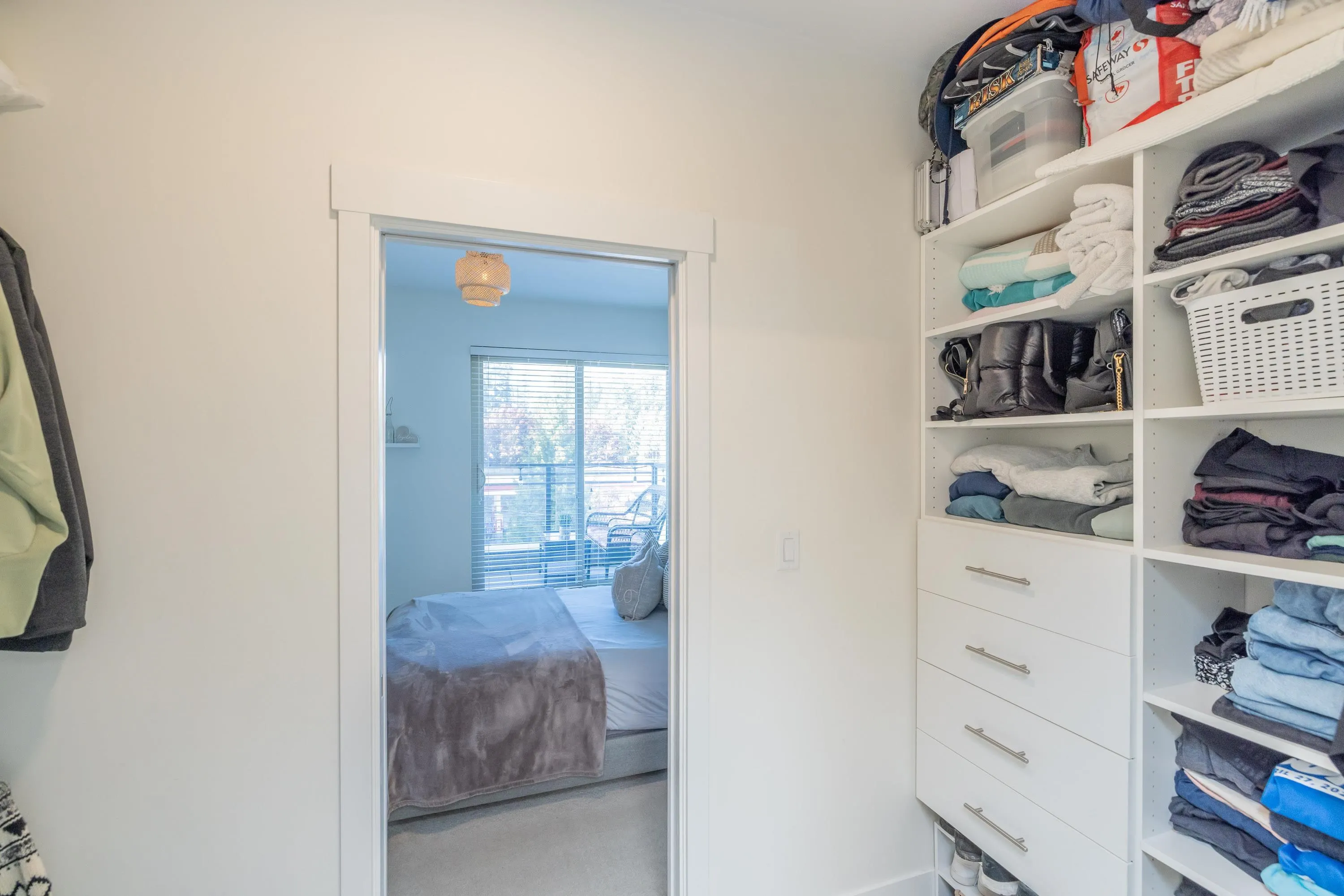 312 14022 North Bluff Road