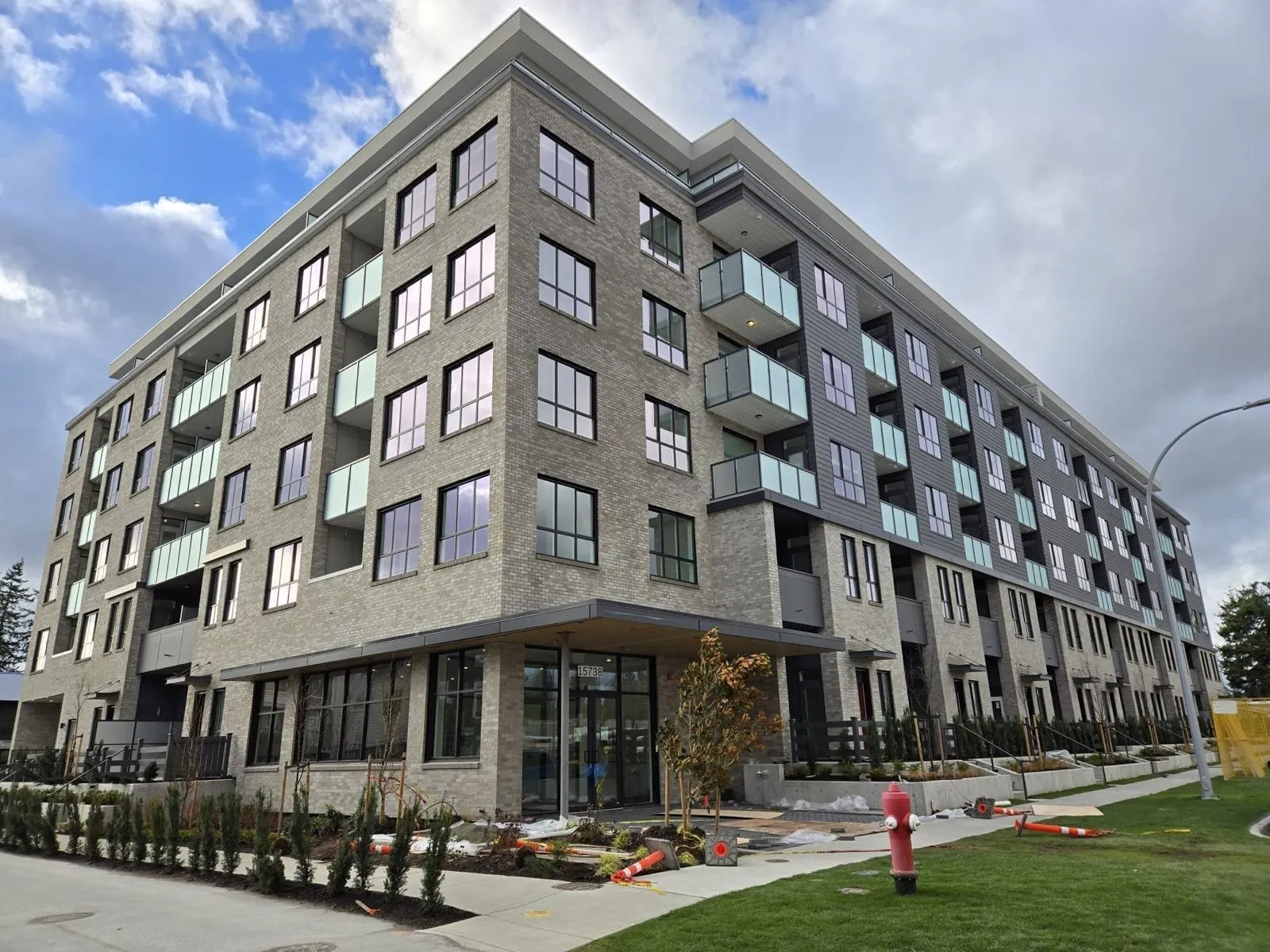 517 15738 85 Avenue