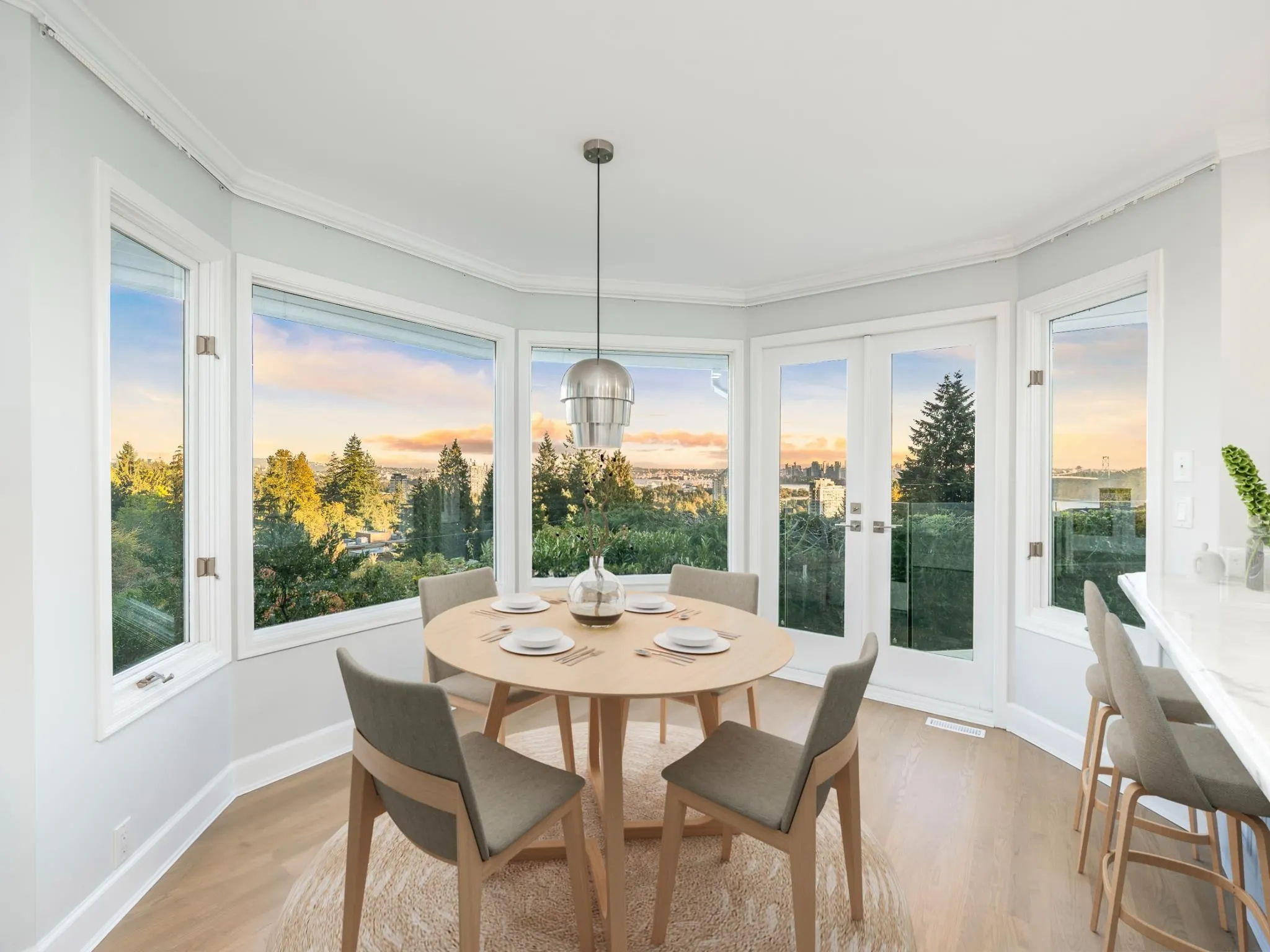 816 Anderson Crescent