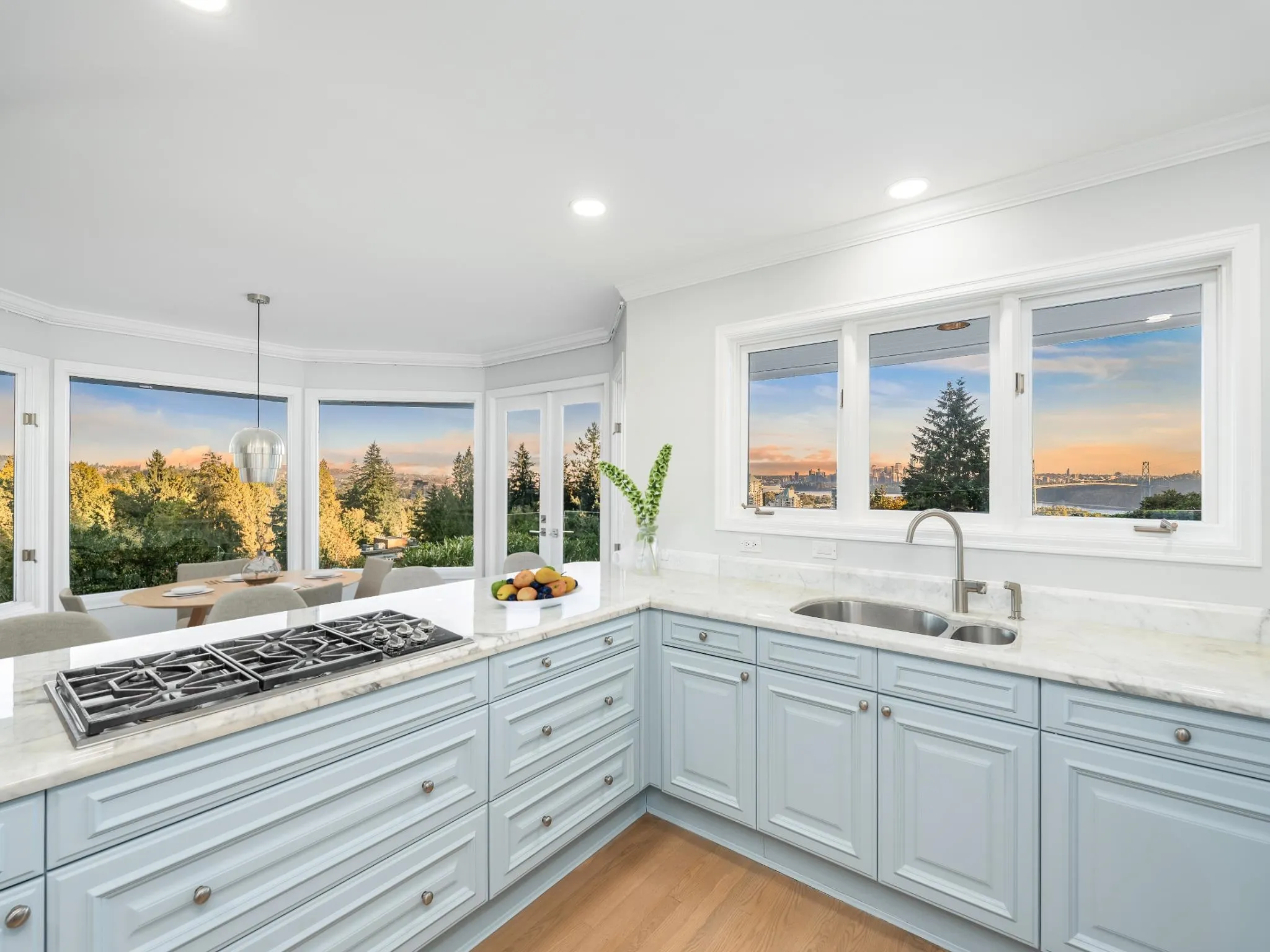 816 Anderson Crescent