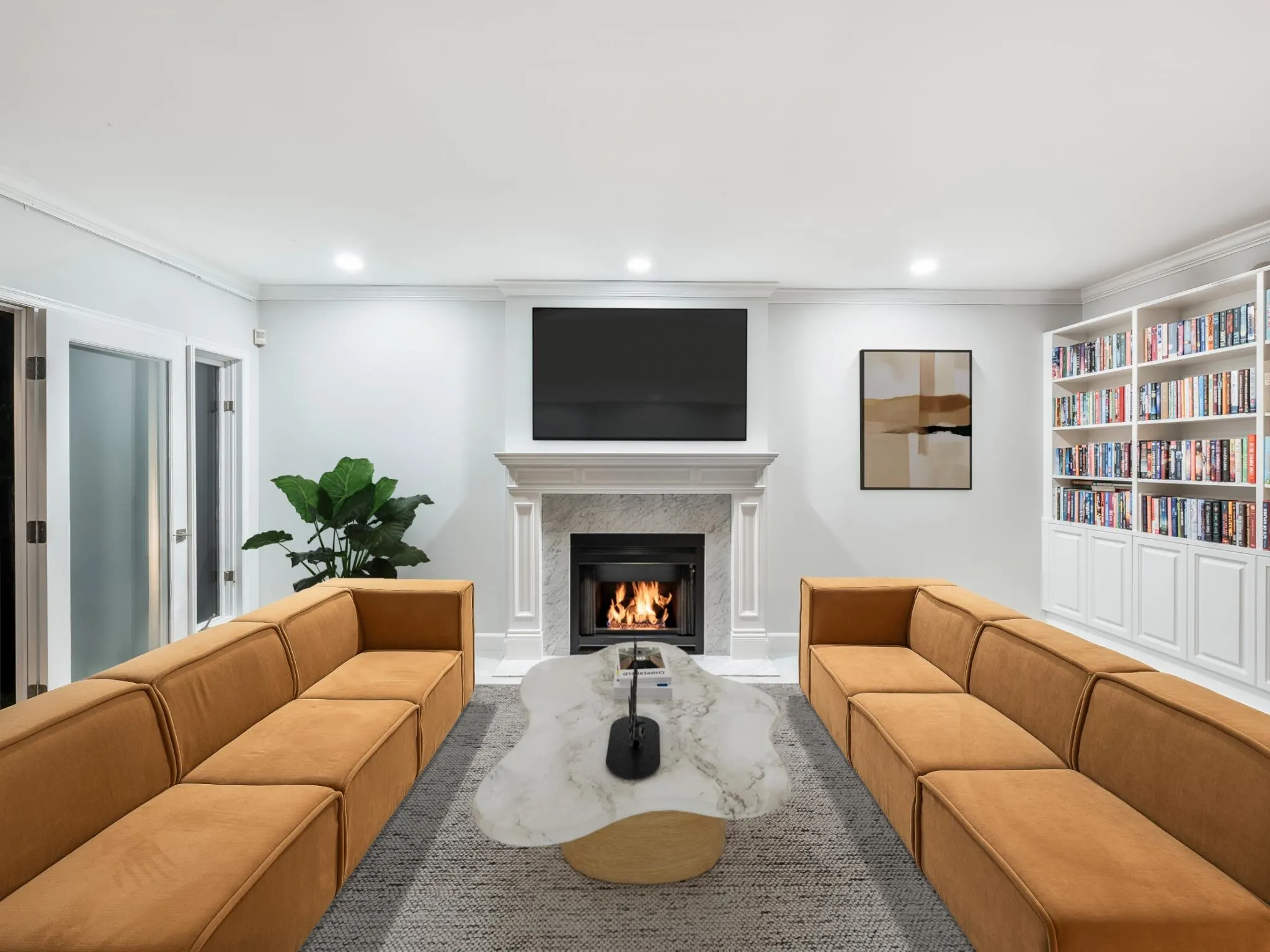 816 Anderson Crescent