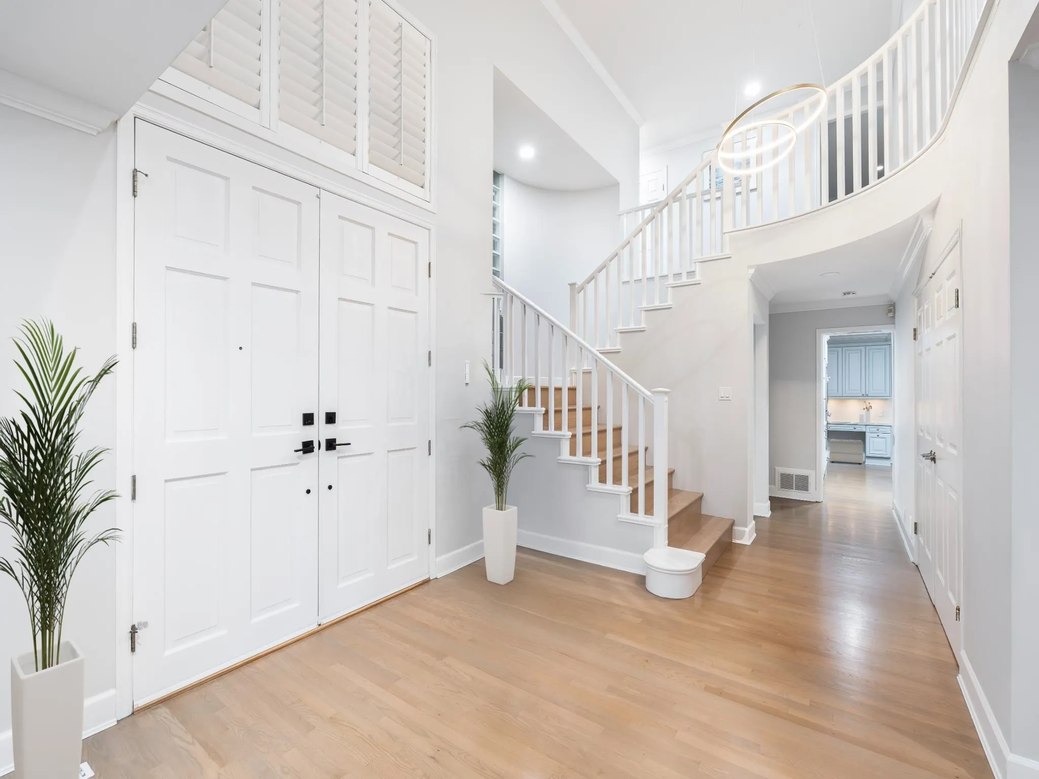 816 Anderson Crescent