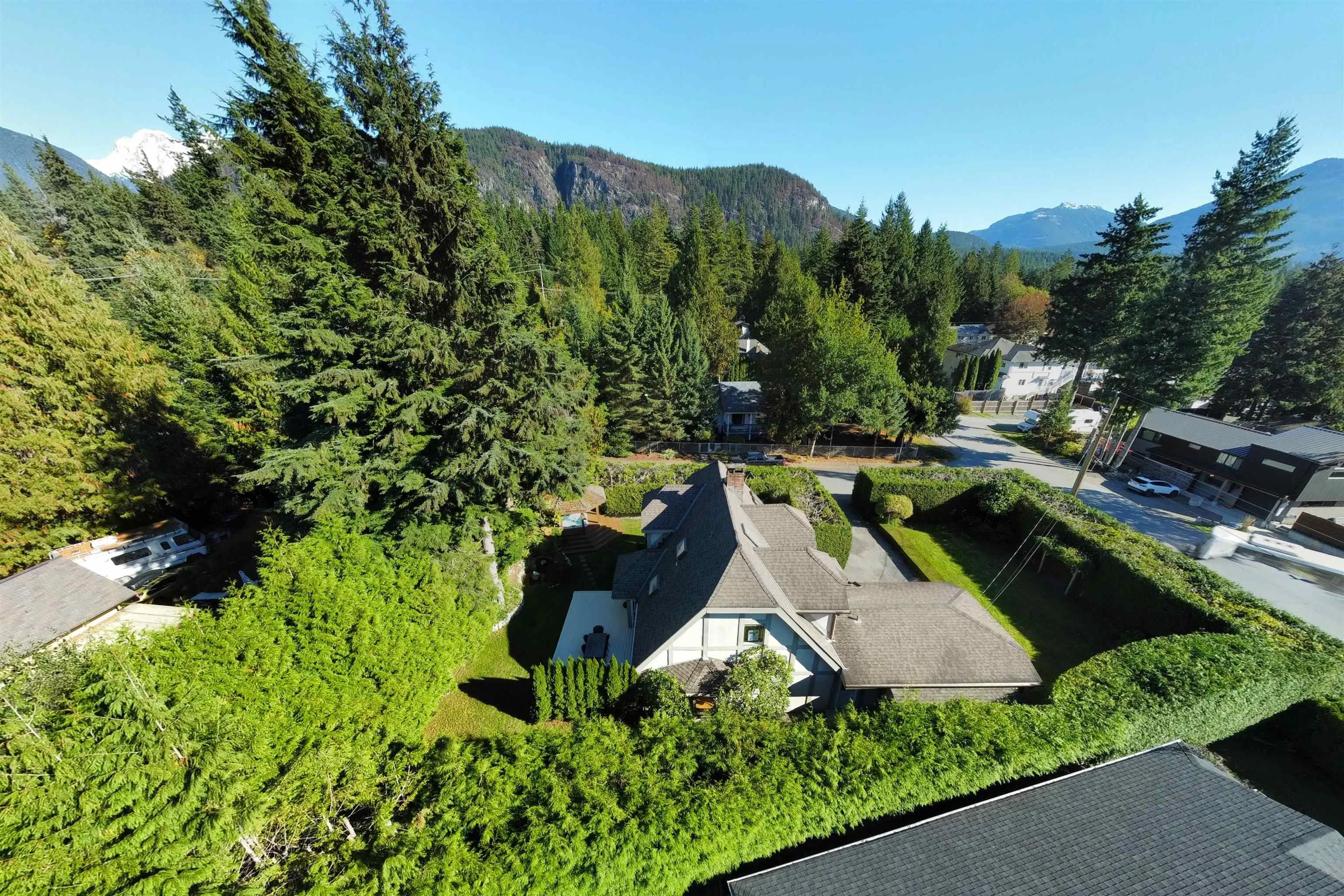 1159 Axen Road