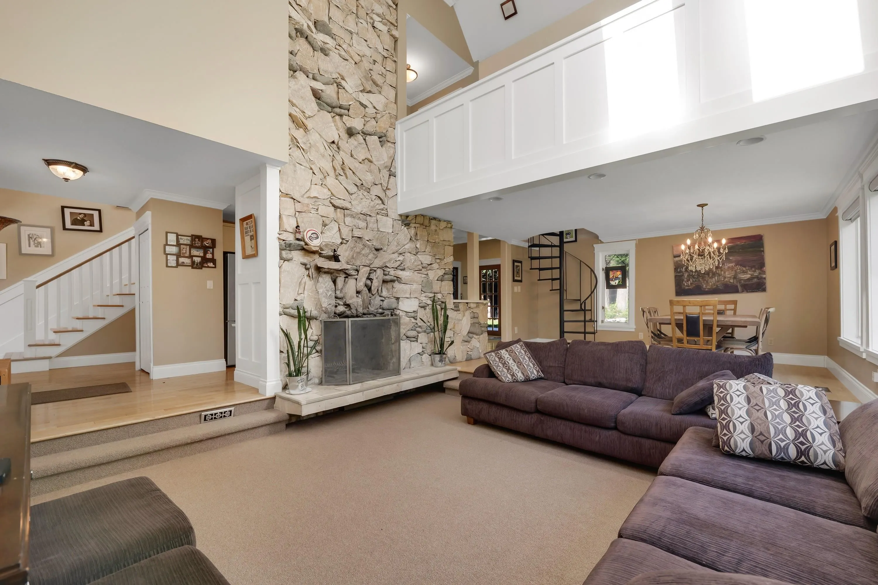 1159 Axen Road