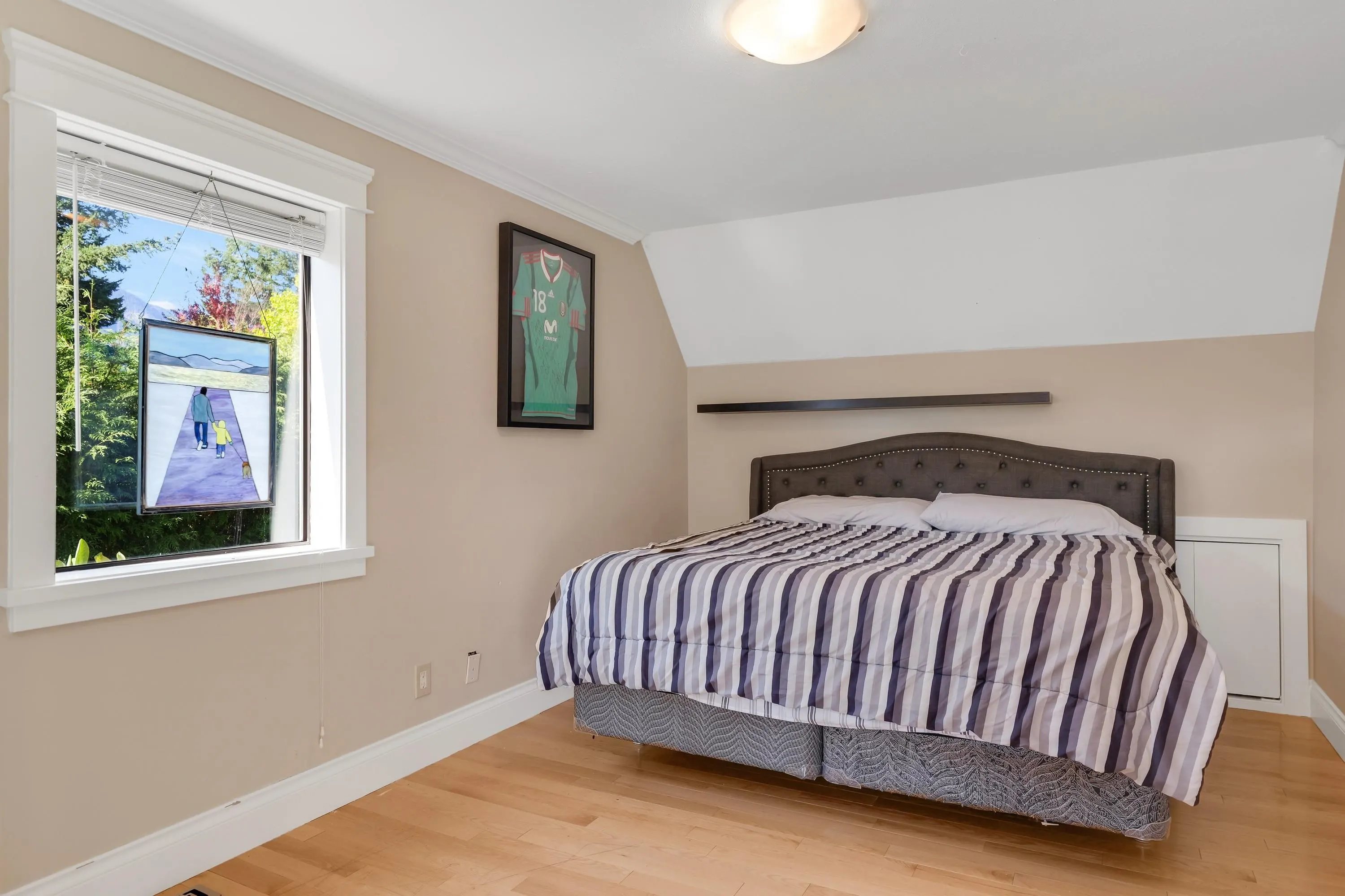 1159 Axen Road