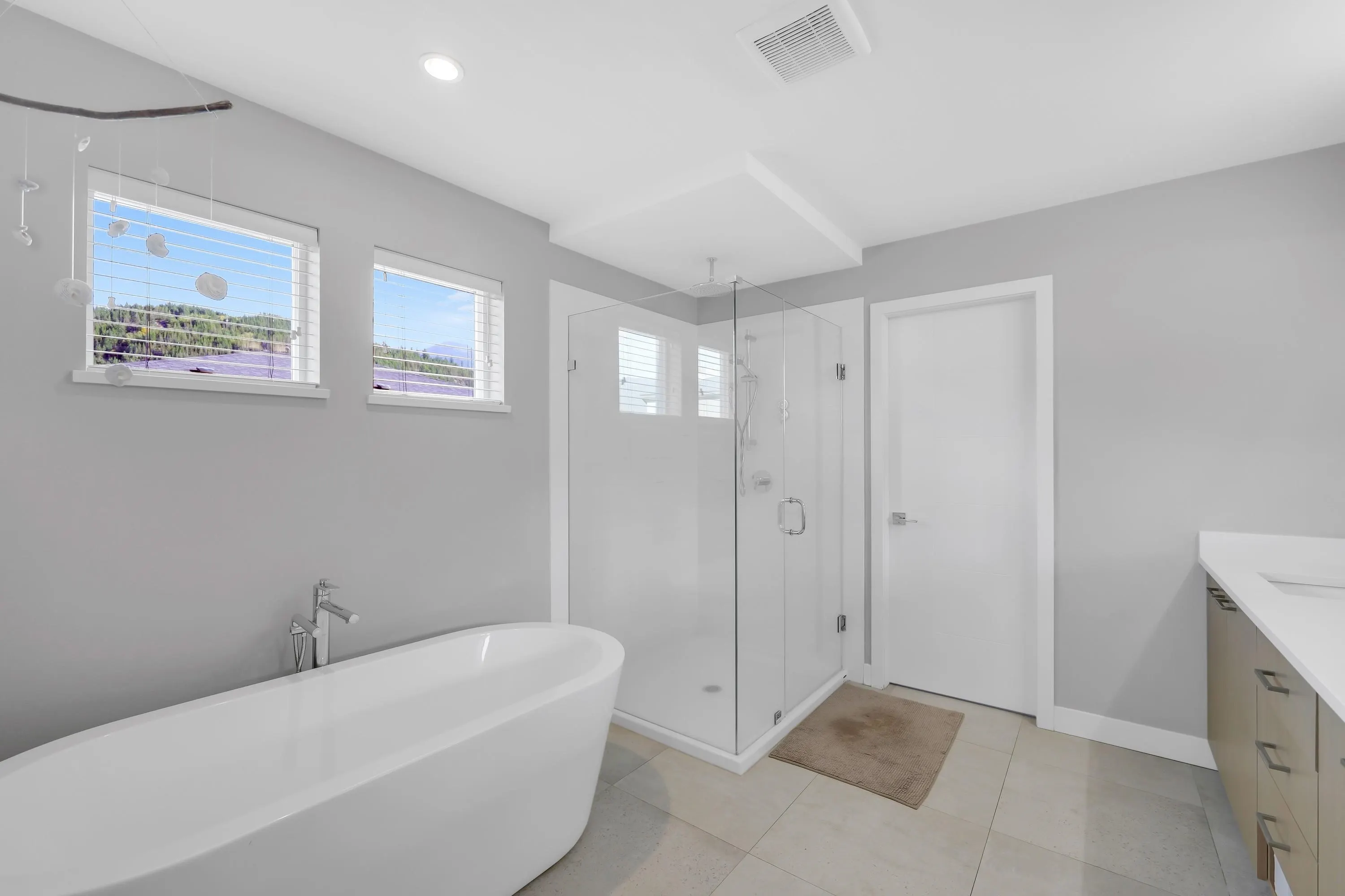39262 Falcon Crescent