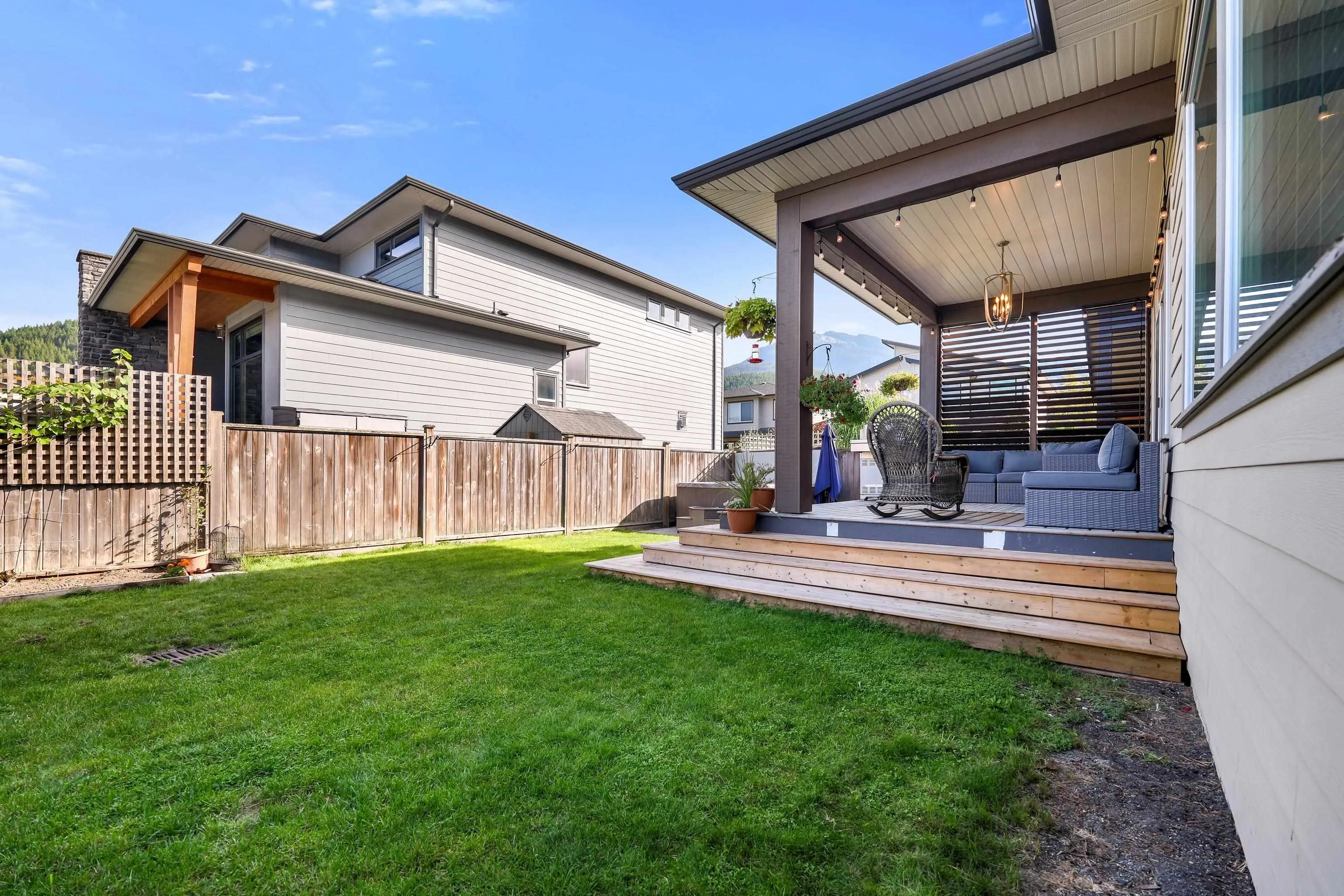 39262 Falcon Crescent