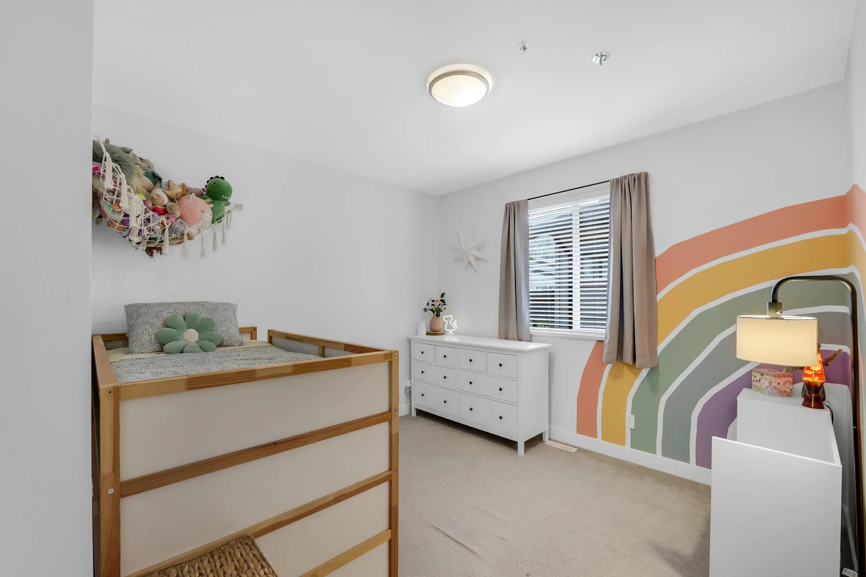 39262 Falcon Crescent