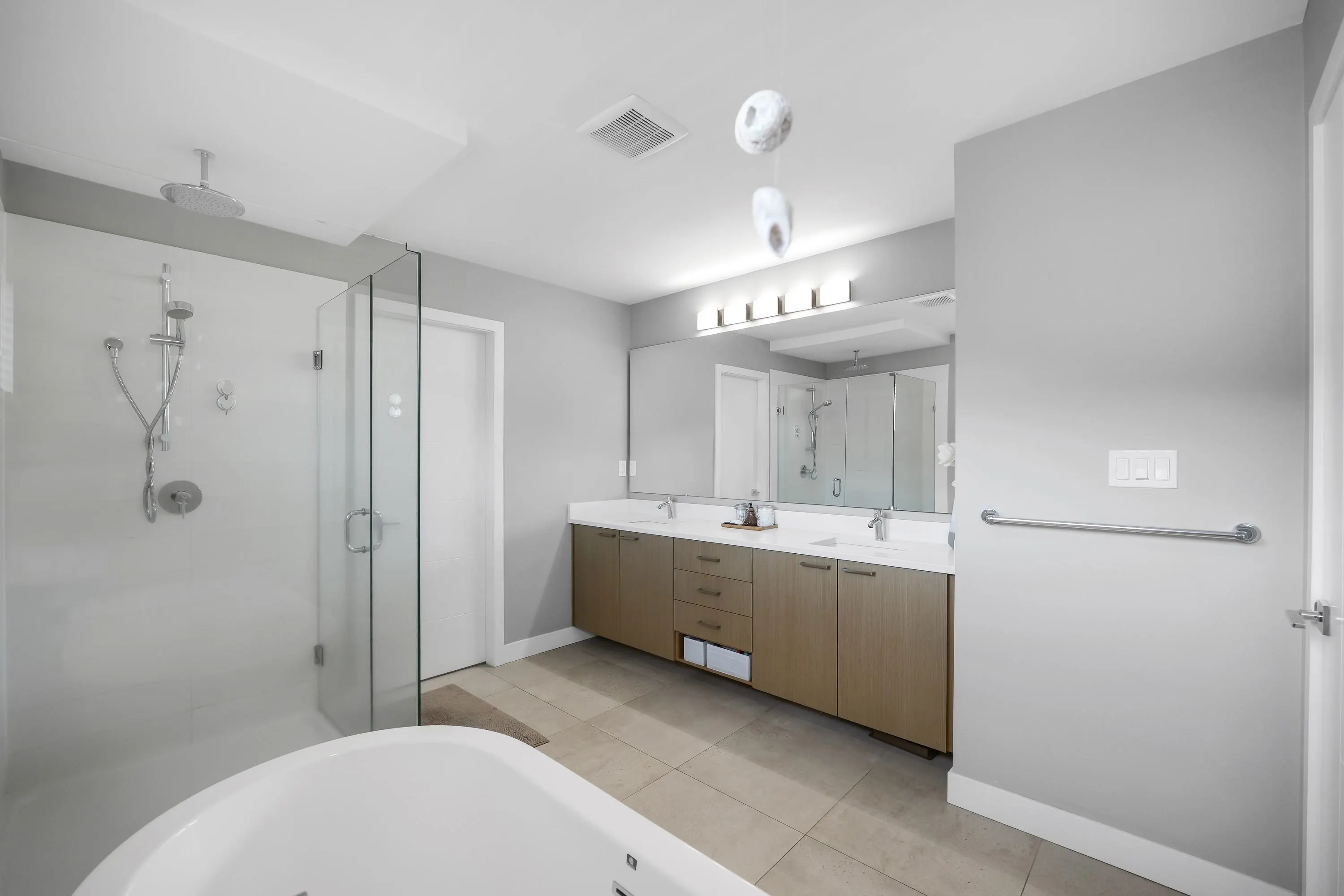 39262 Falcon Crescent
