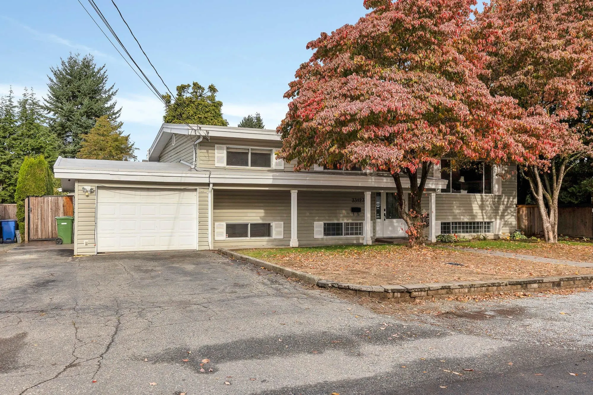 33123 Kay Avenue