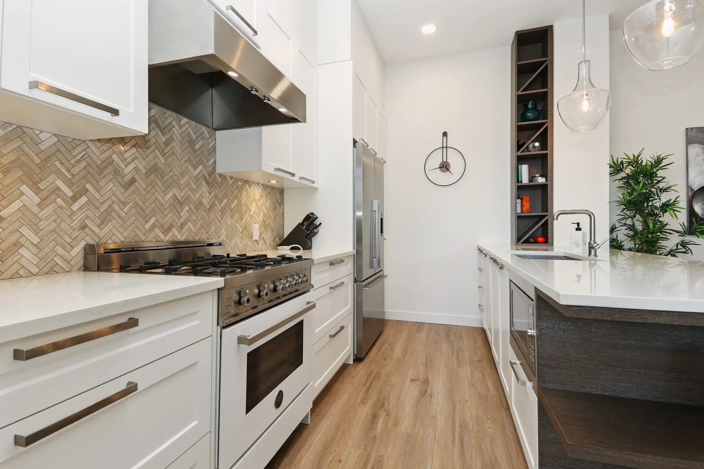 503 33540 Mayfair Avenue