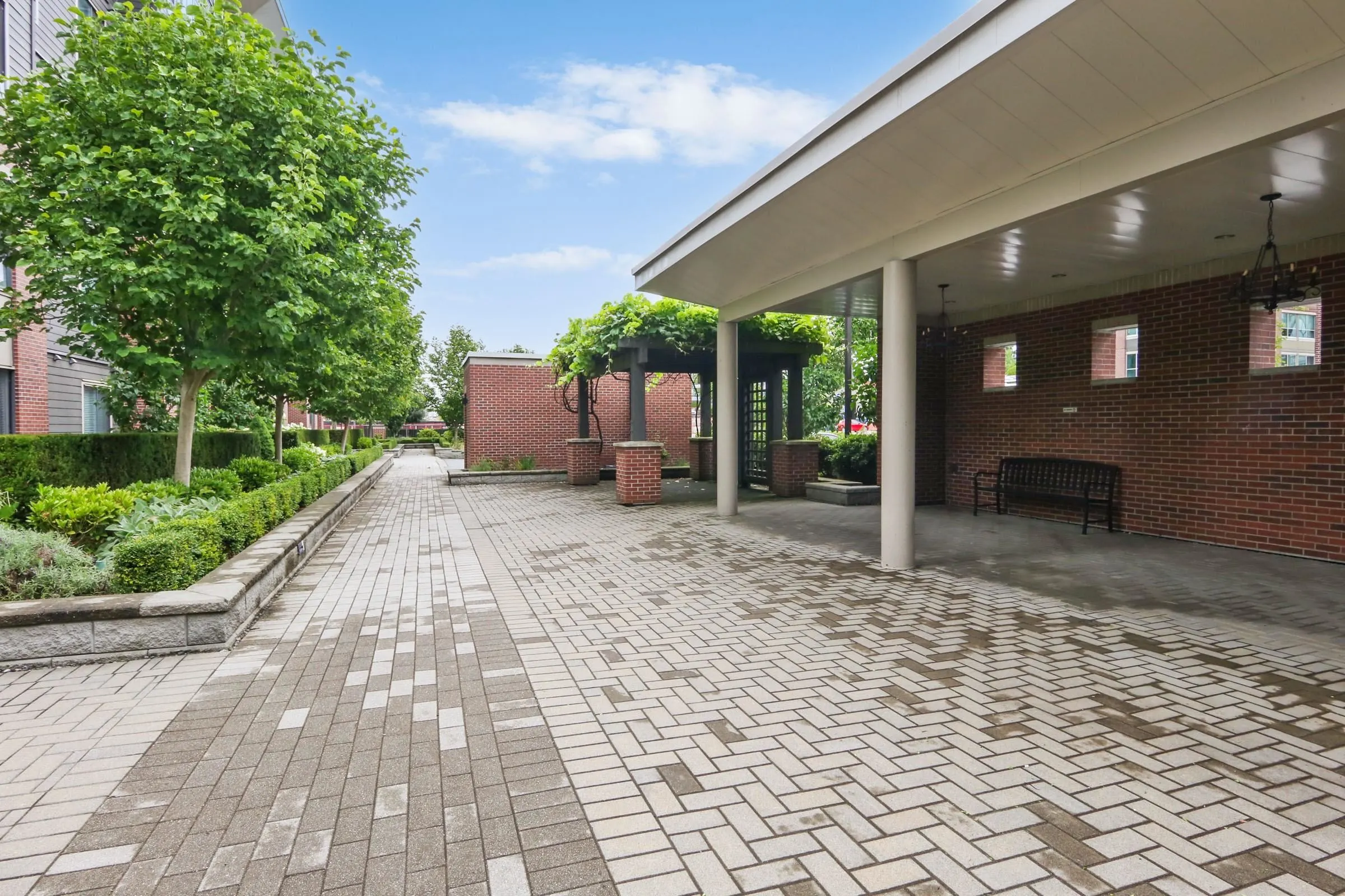 503 33540 Mayfair Avenue