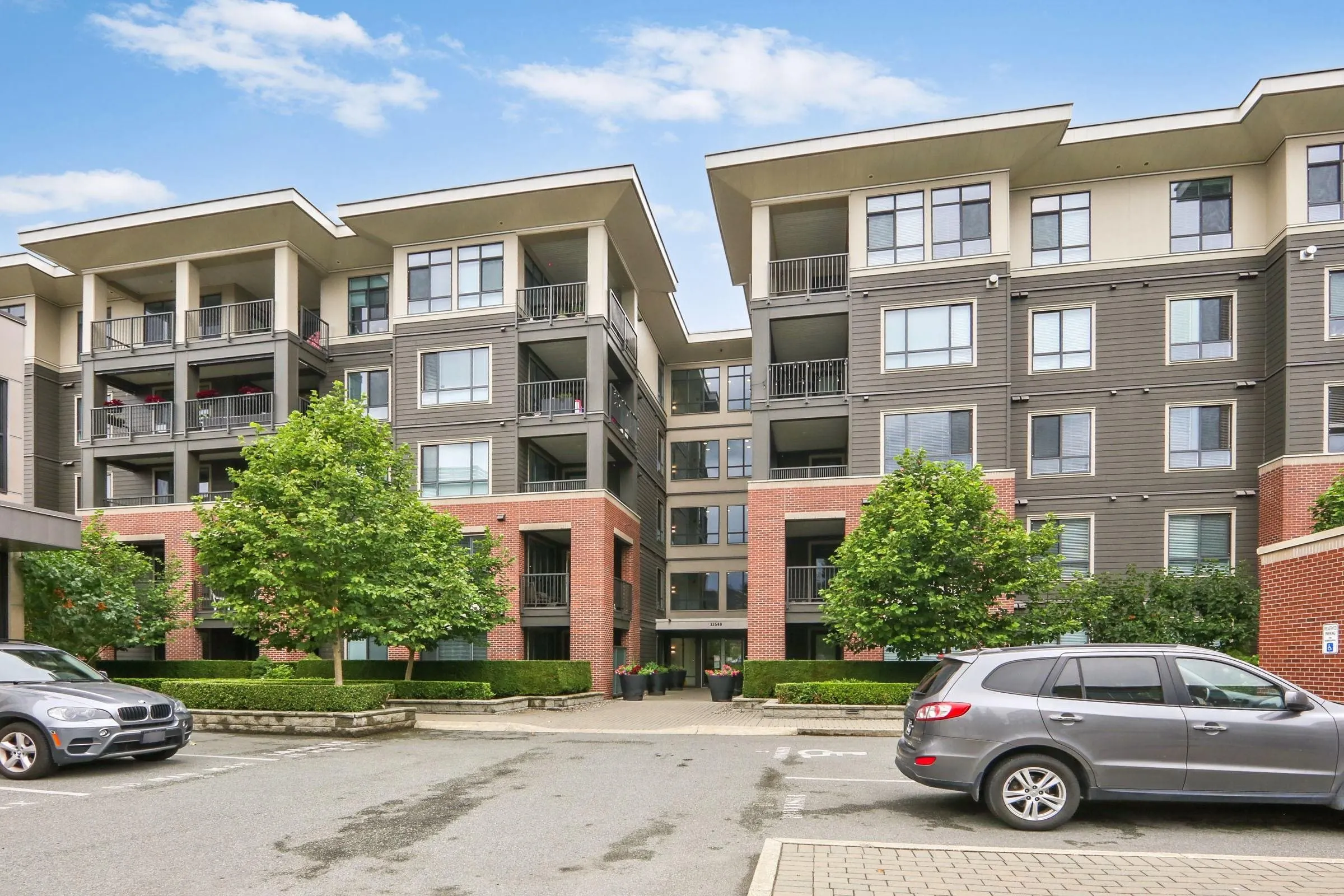 503 33540 Mayfair Avenue