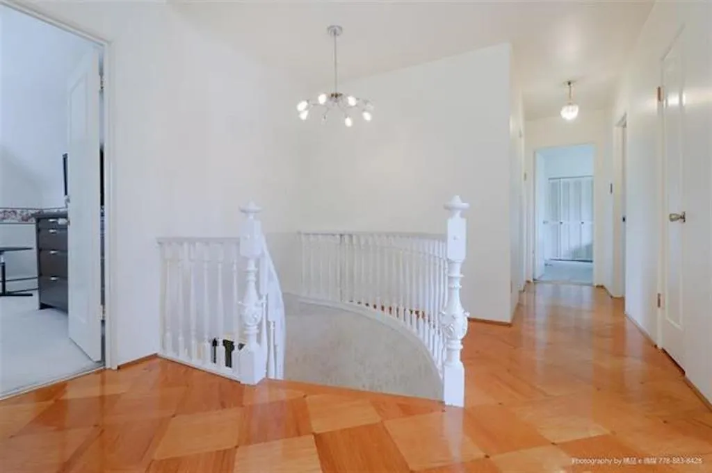 2025 W 29th