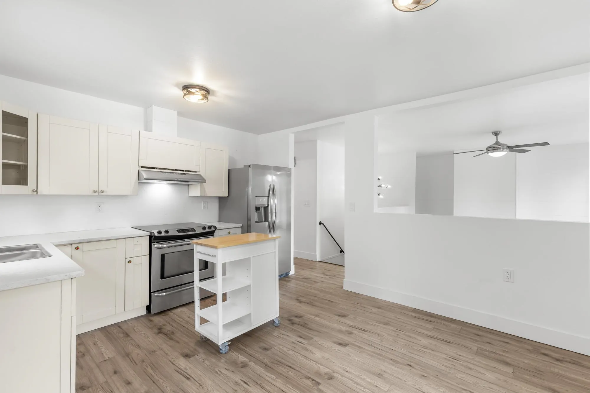3480 Juniper Crescent