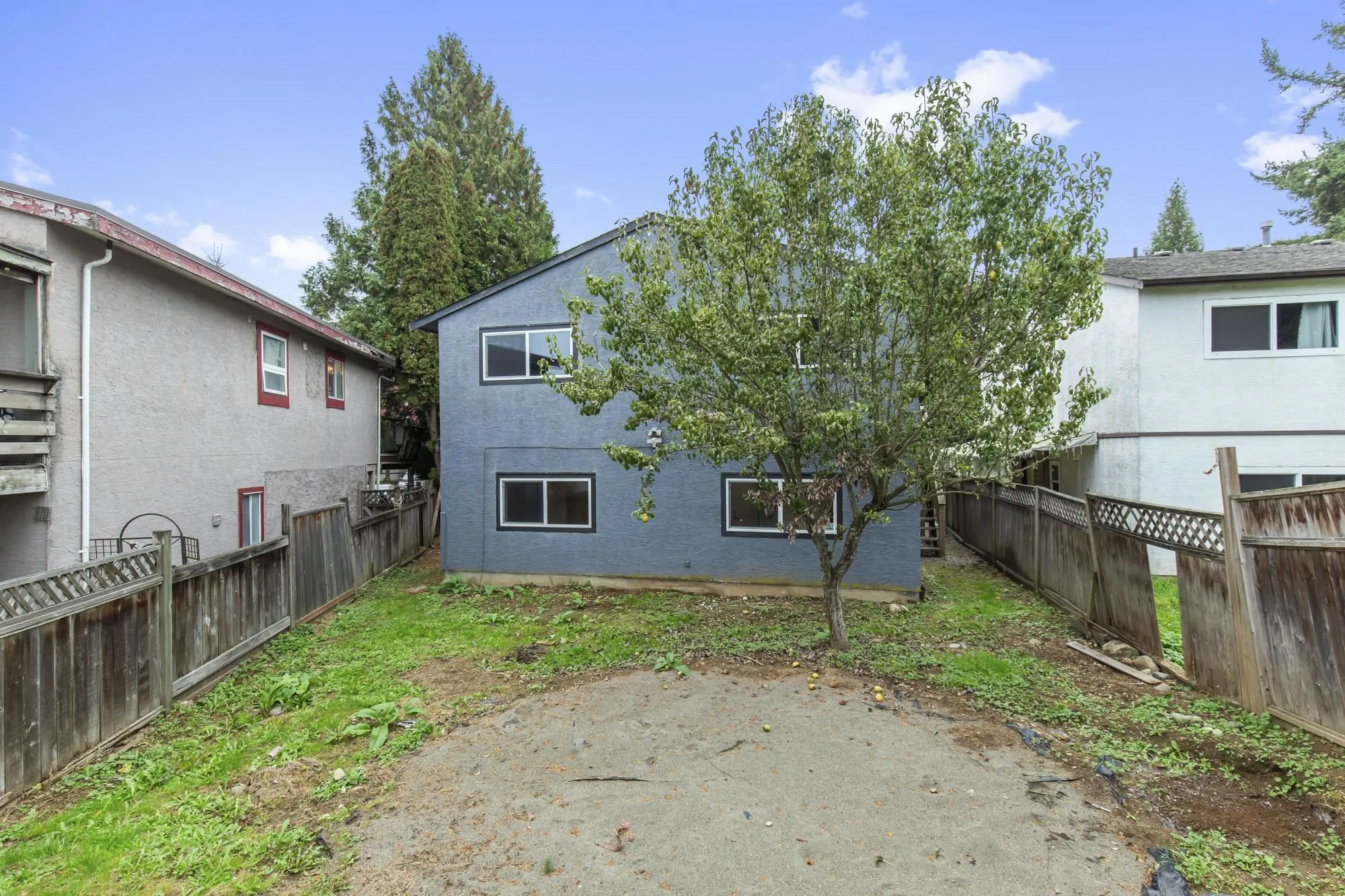 3480 Juniper Crescent