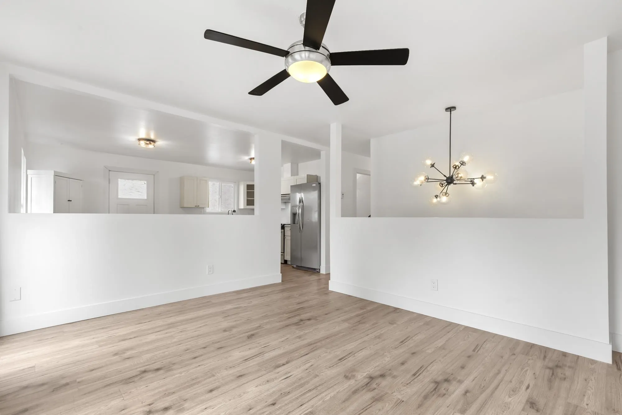 3480 Juniper Crescent