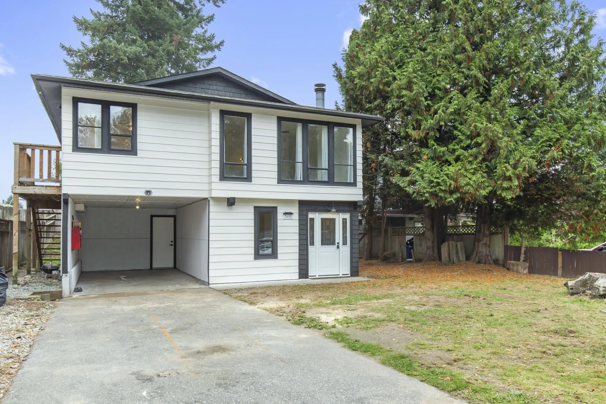 3480 Juniper Crescent