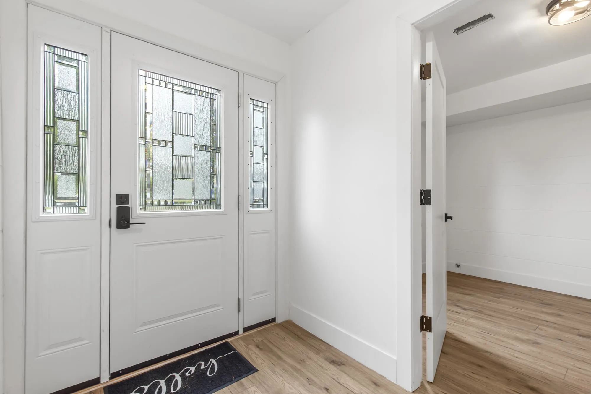 3480 Juniper Crescent