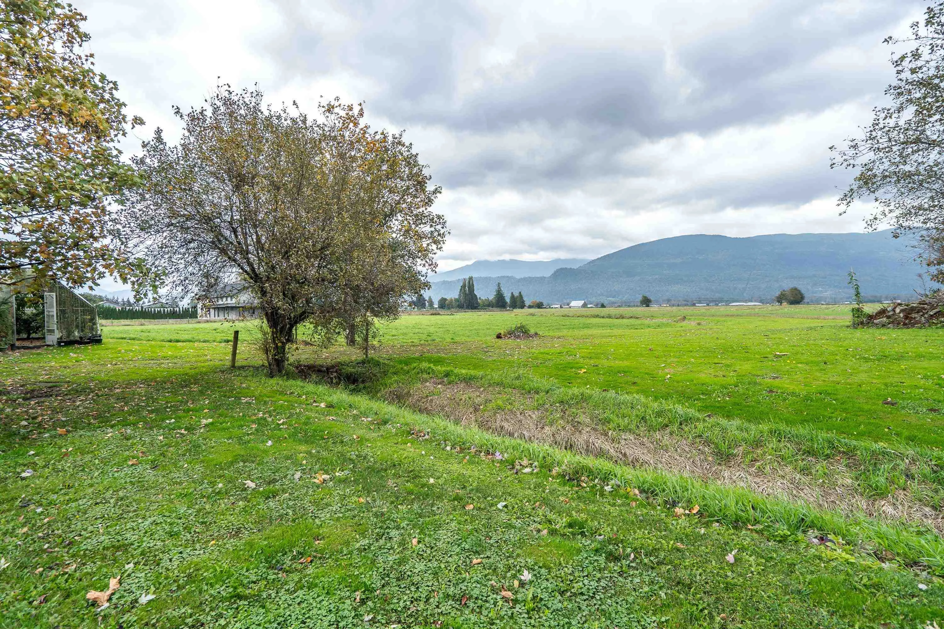 42872 South Sumas Road