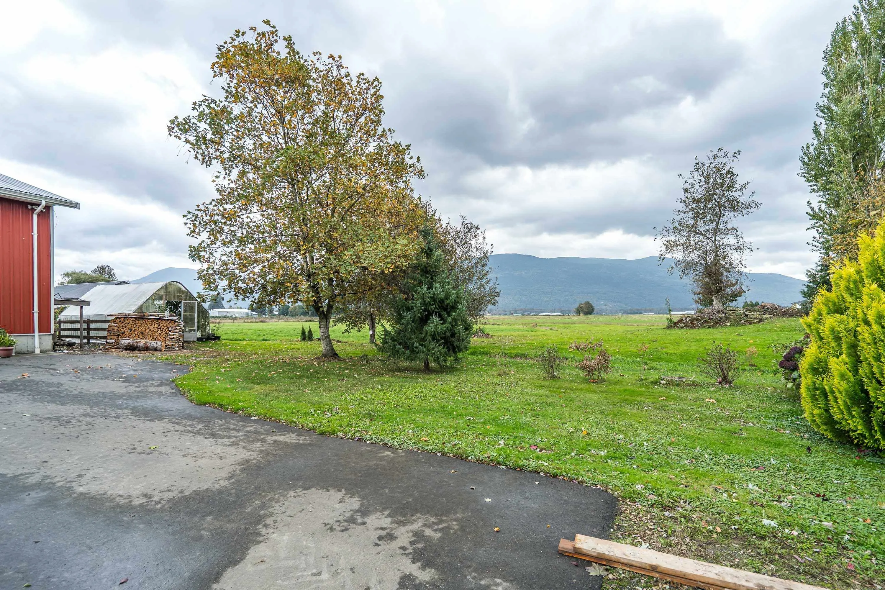 42872 South Sumas Road