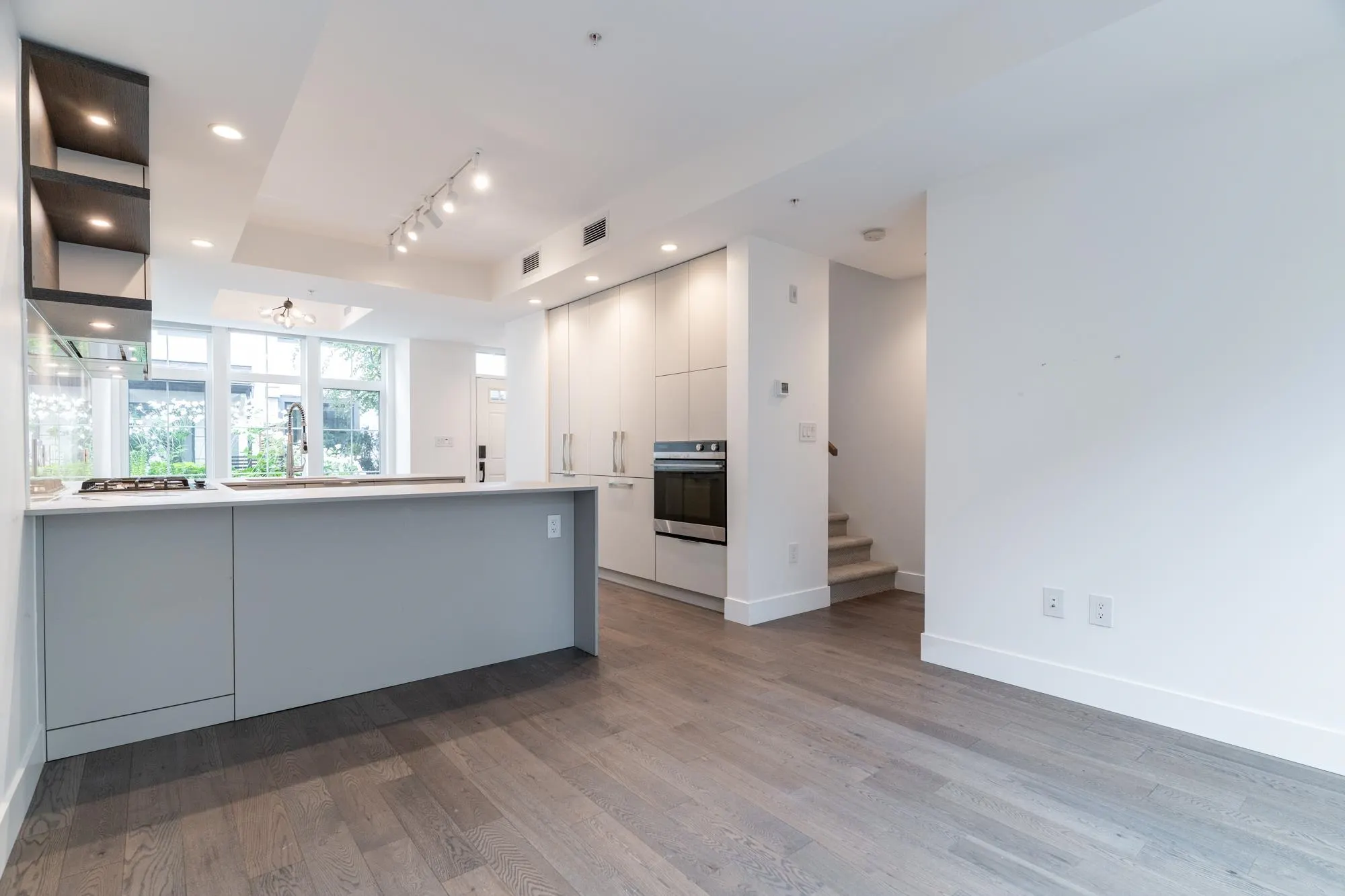 125 2070 Curling Road