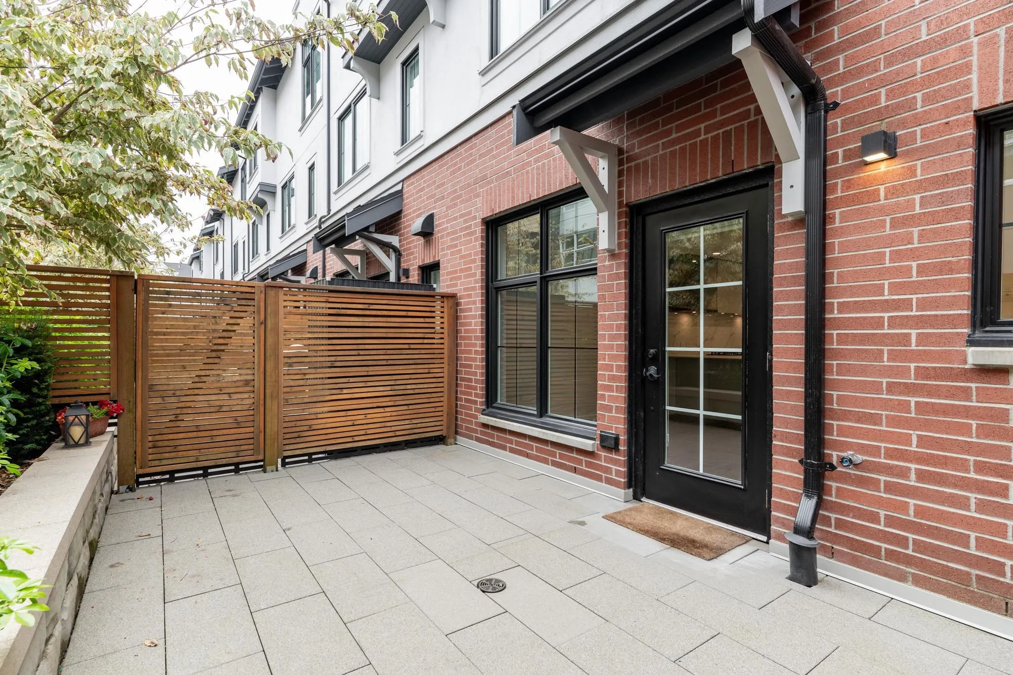 125 2070 Curling Road