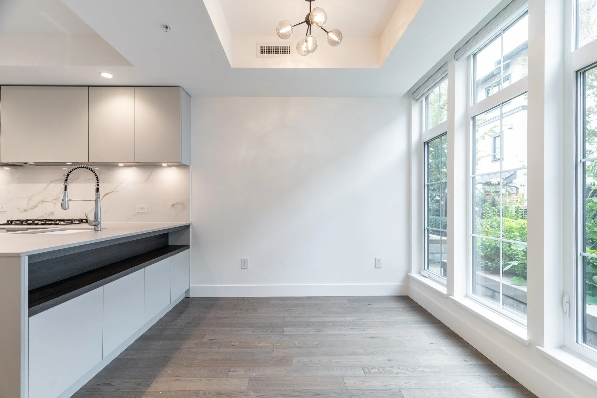 125 2070 Curling Road