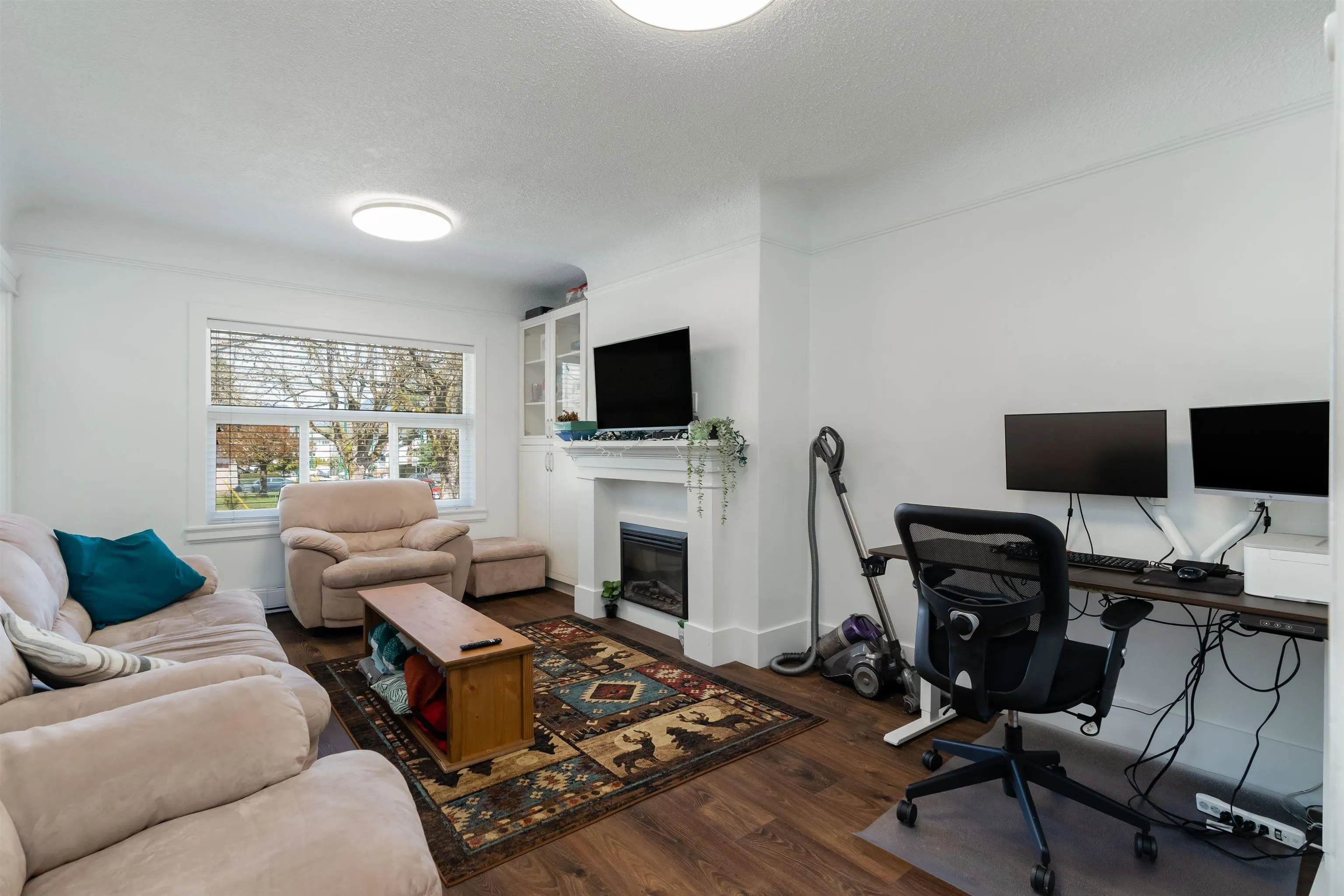 28XX W 6th Avenue