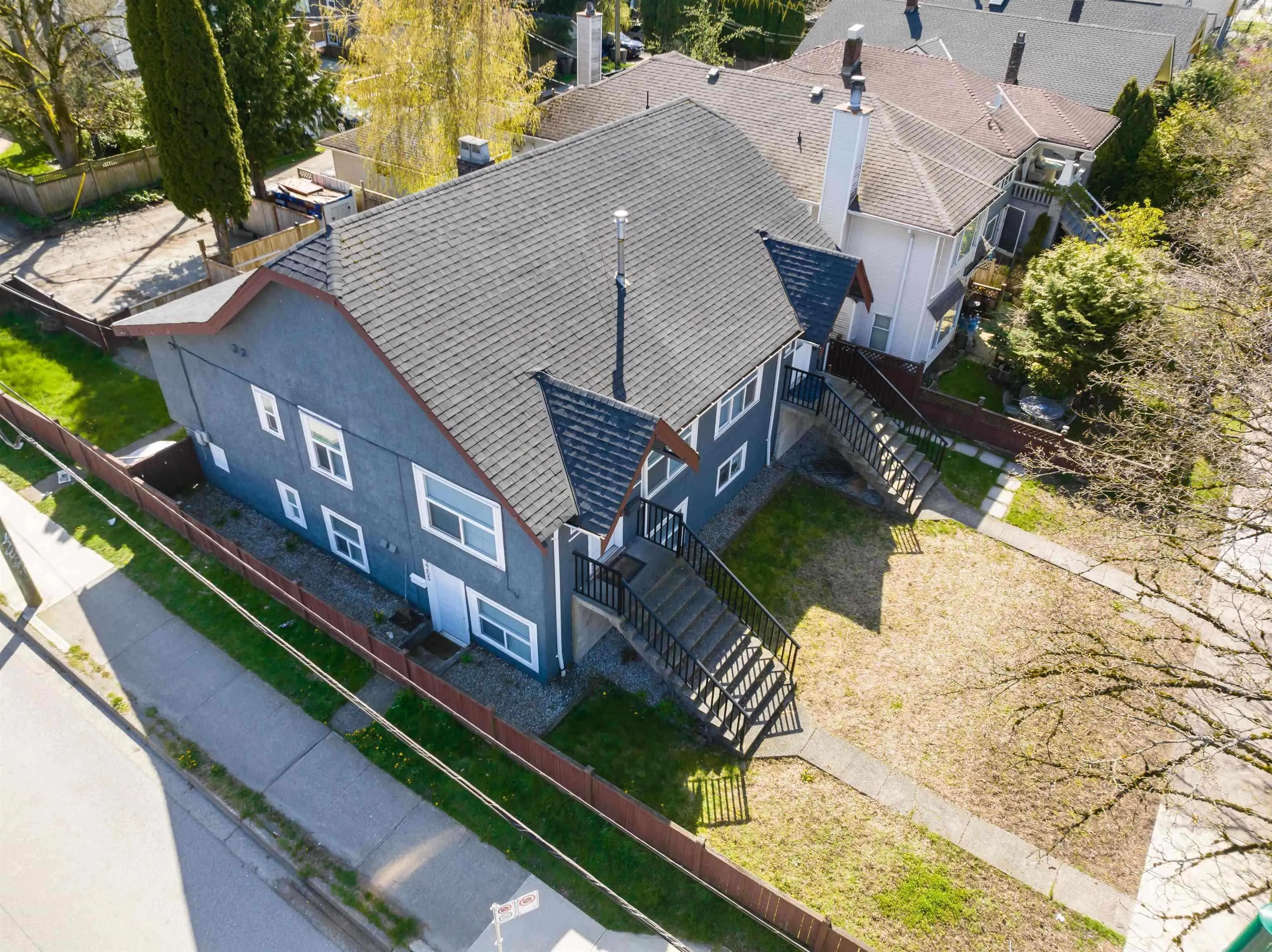 28XX W 6th Avenue