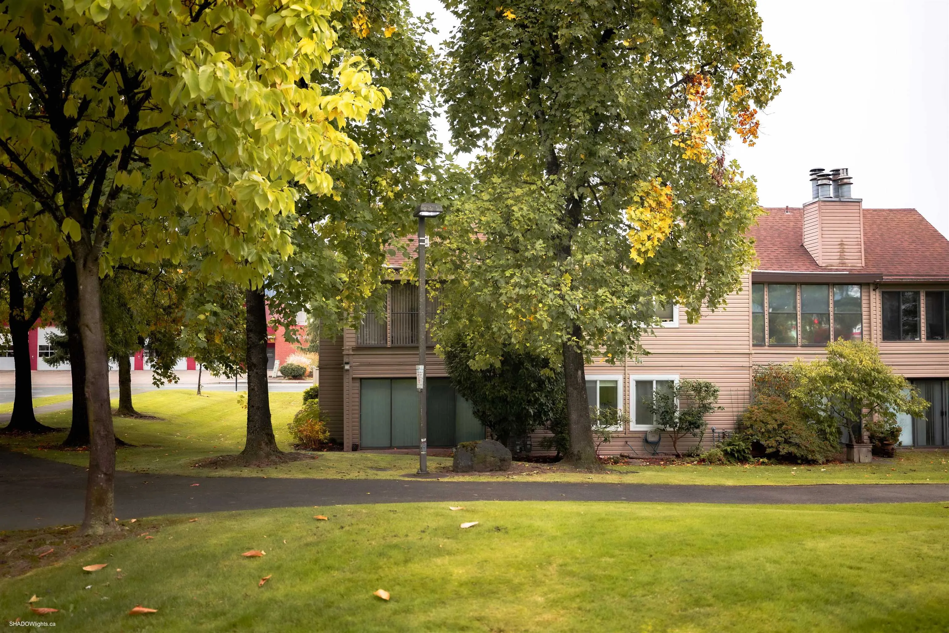 15 45915 Cheam Avenue