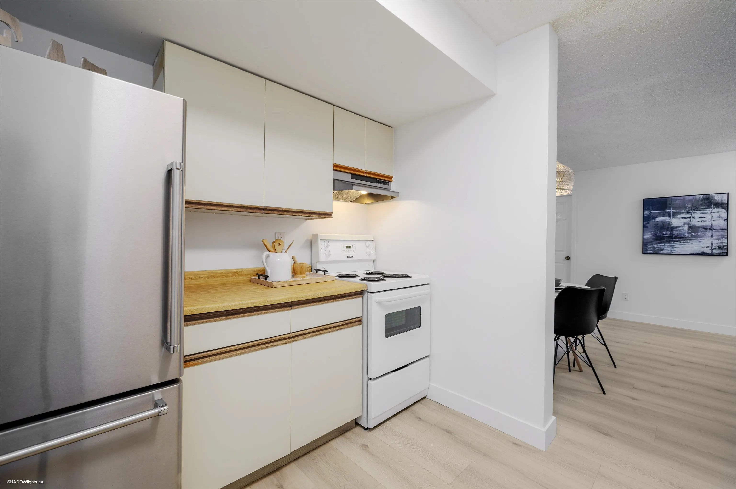 15 45915 Cheam Avenue