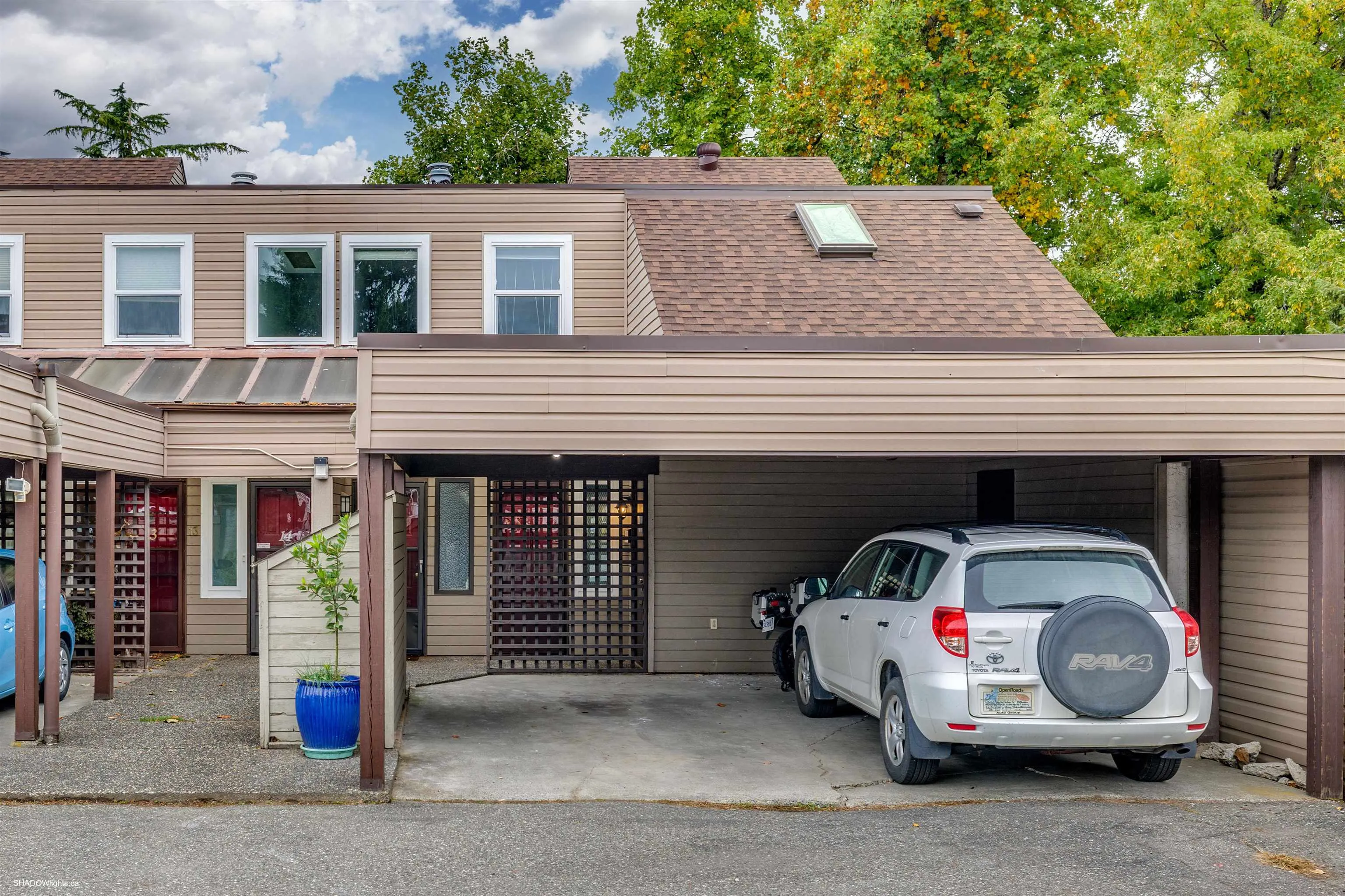 15 45915 Cheam Avenue