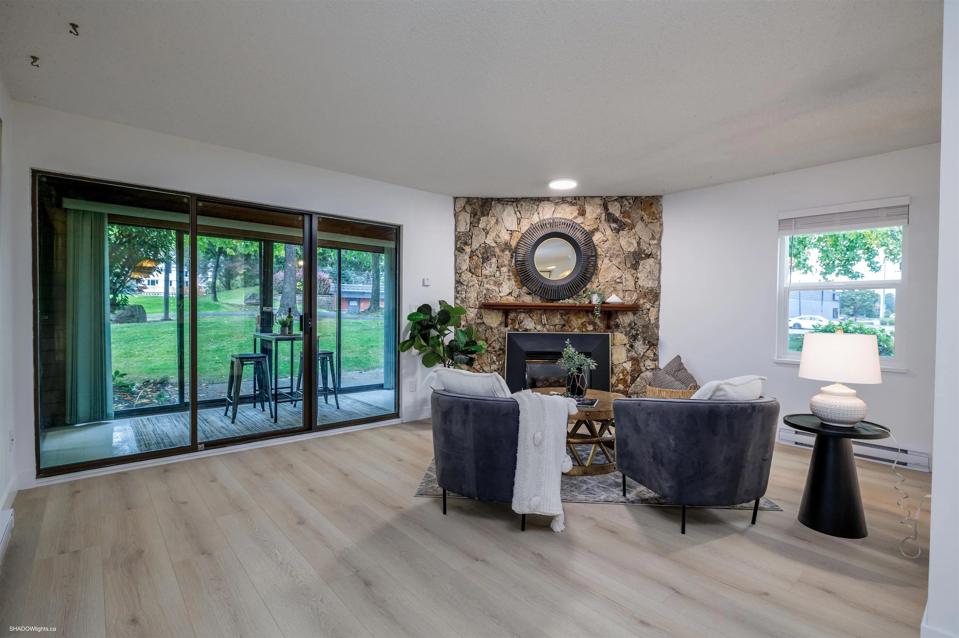 15 45915 Cheam Avenue