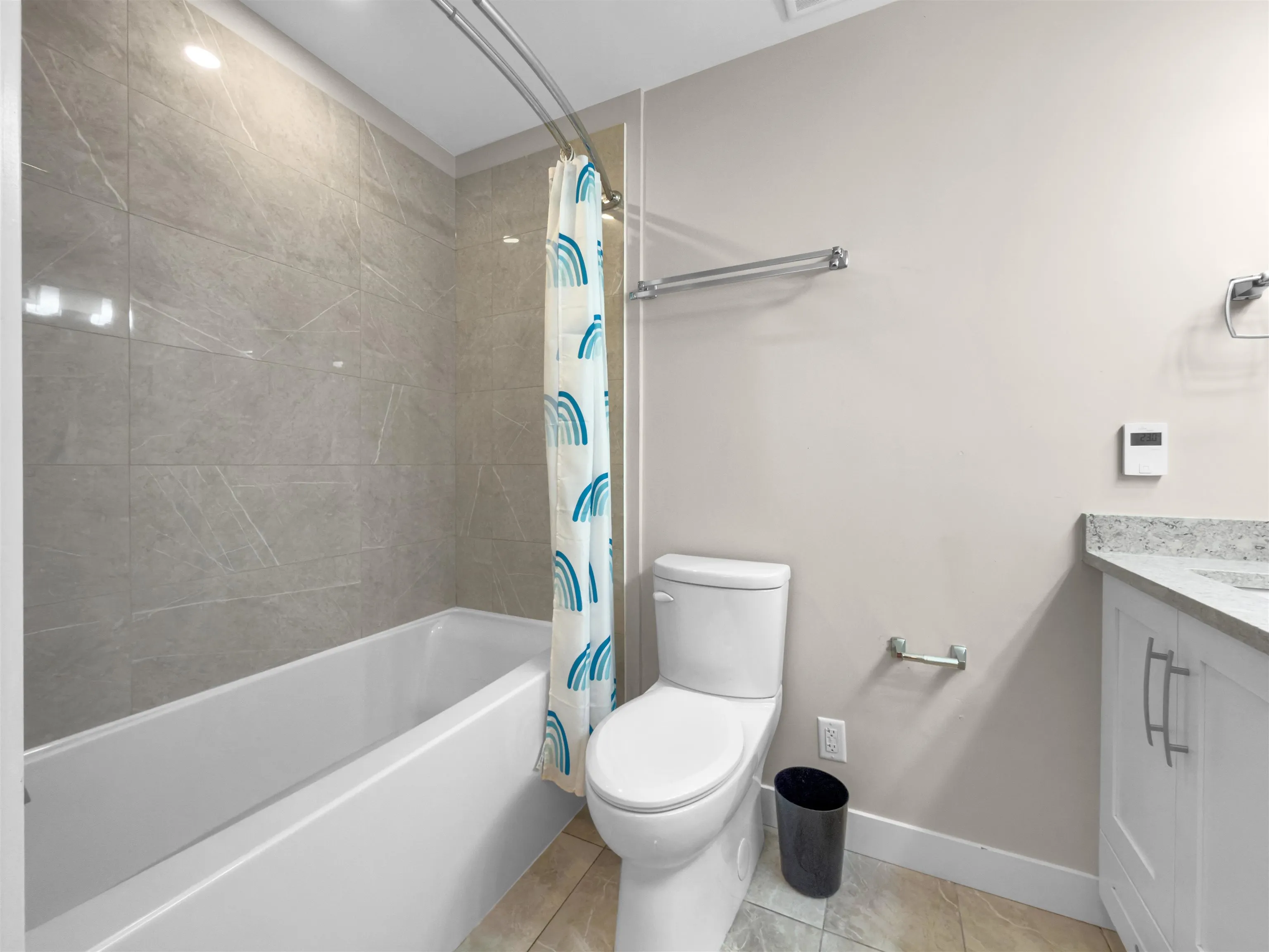 406 11077 Ravine Road