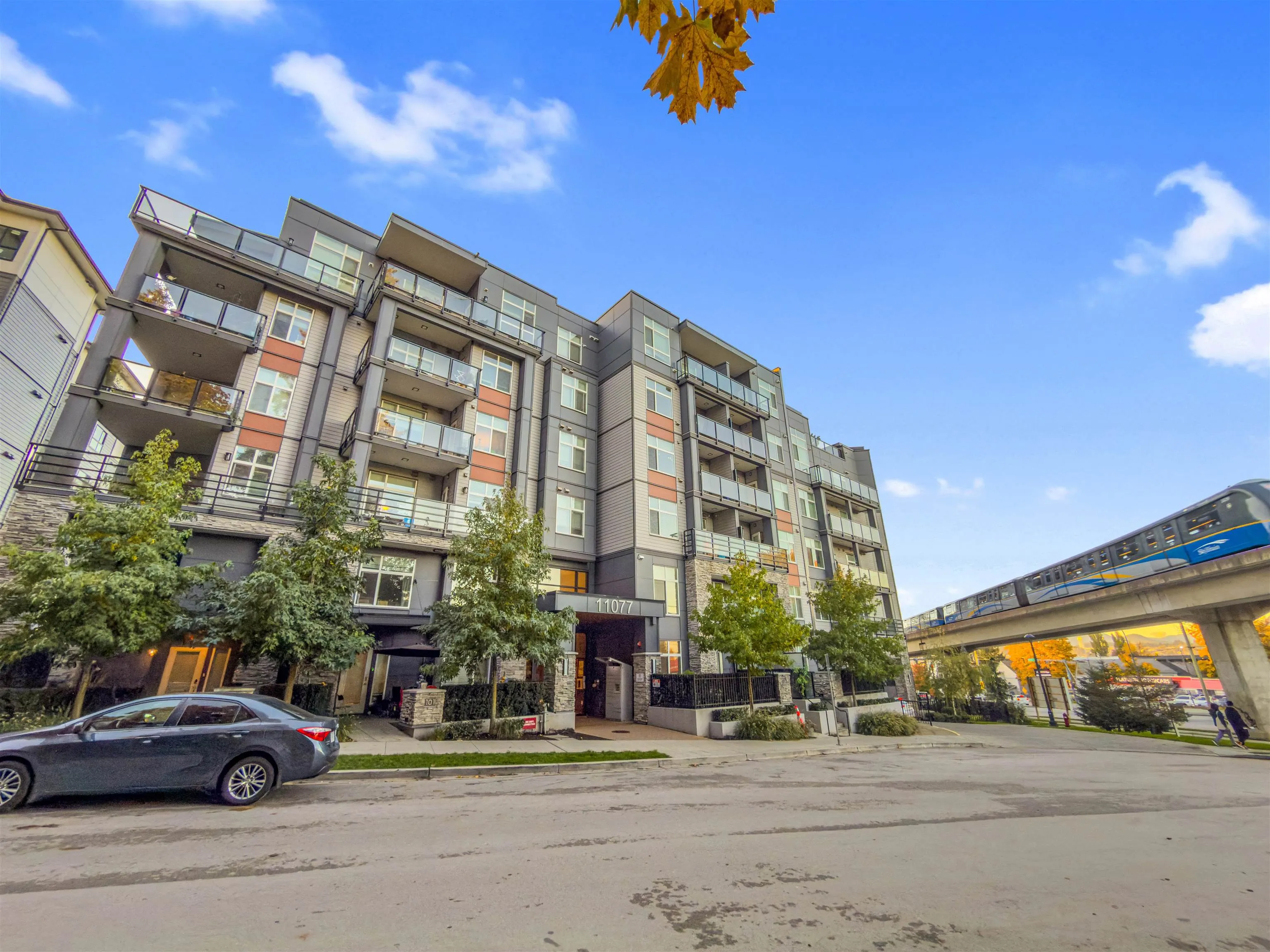406 11077 Ravine Road