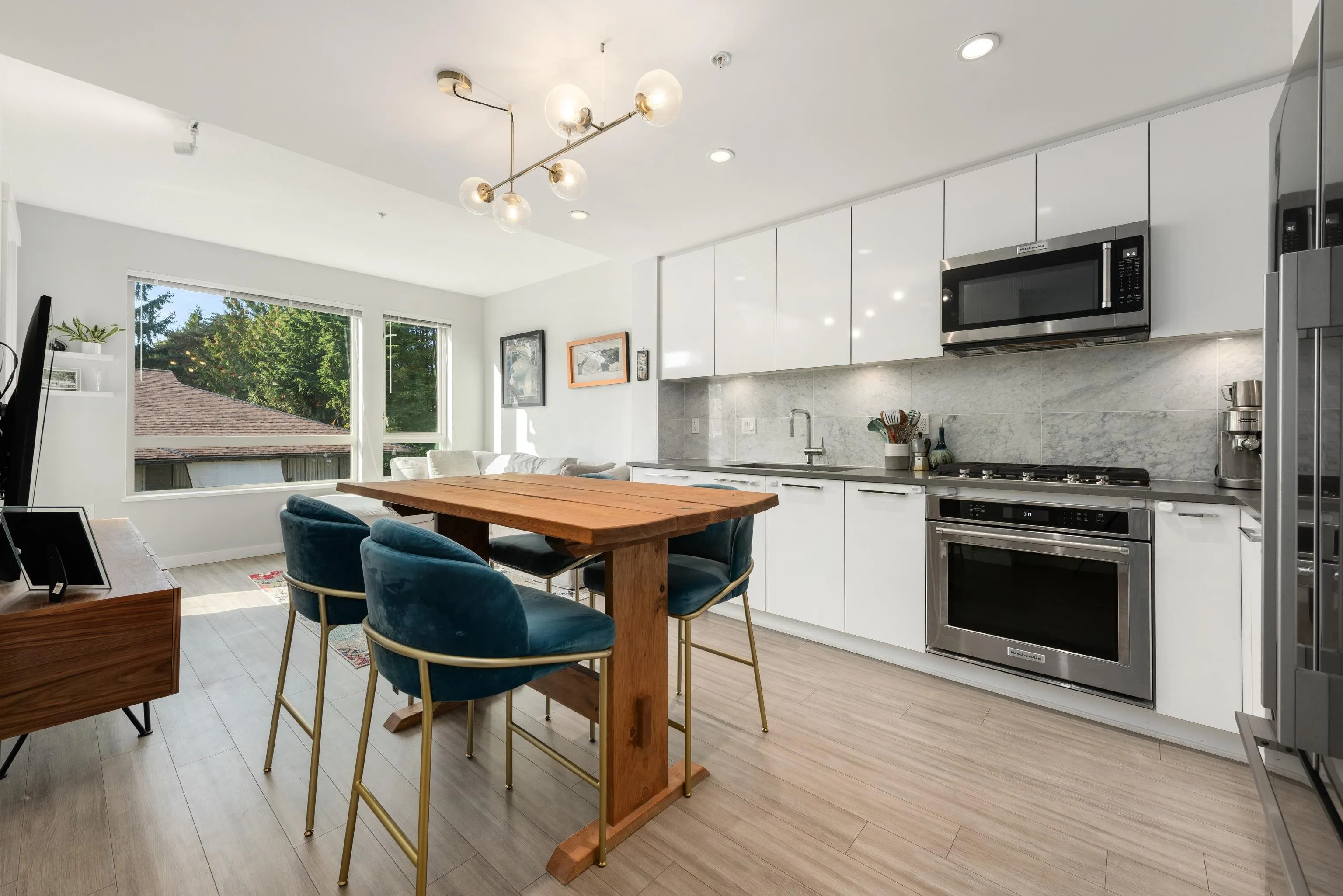311 2651 Library Lane