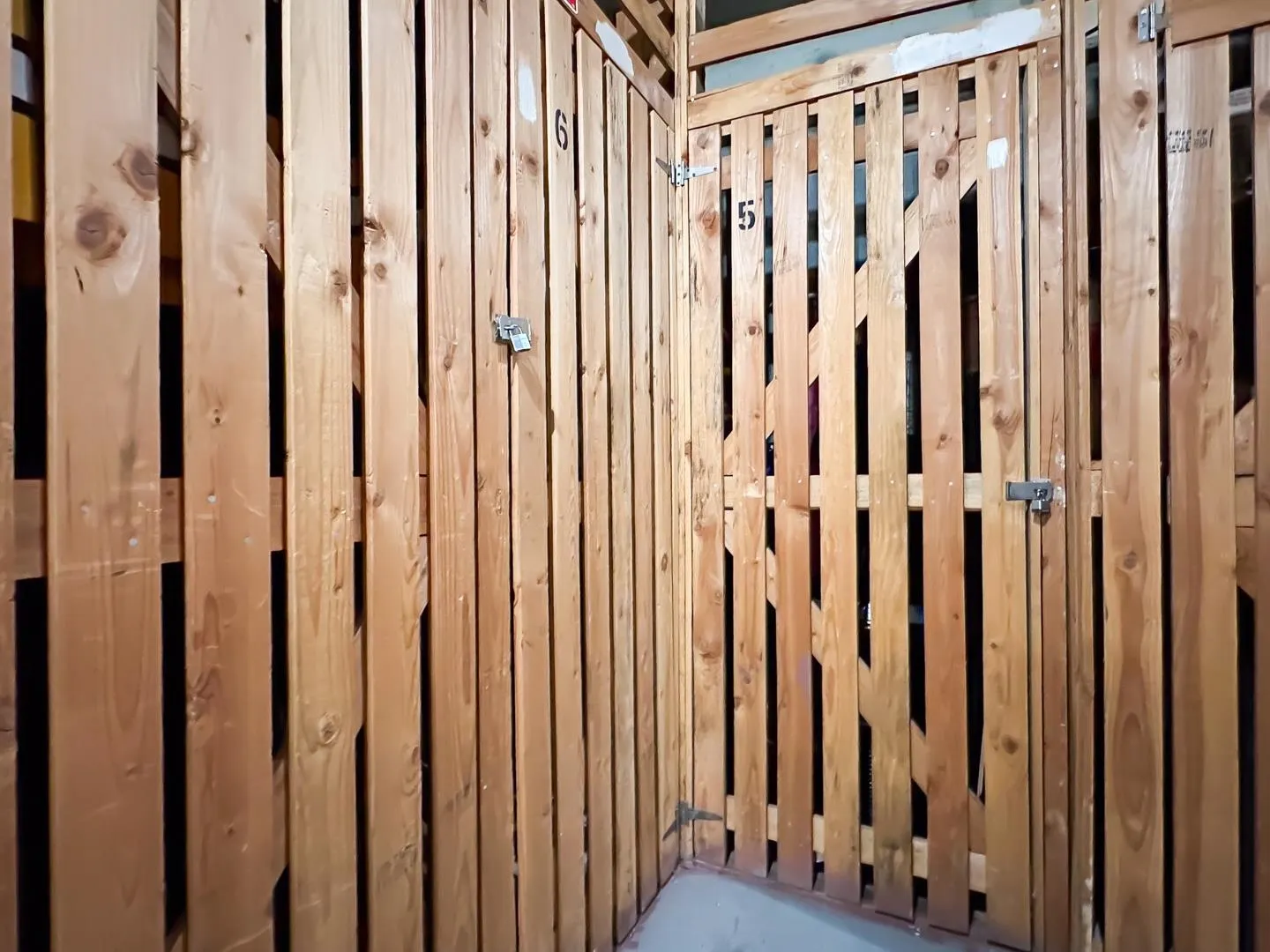 502 320 Royal Avenue