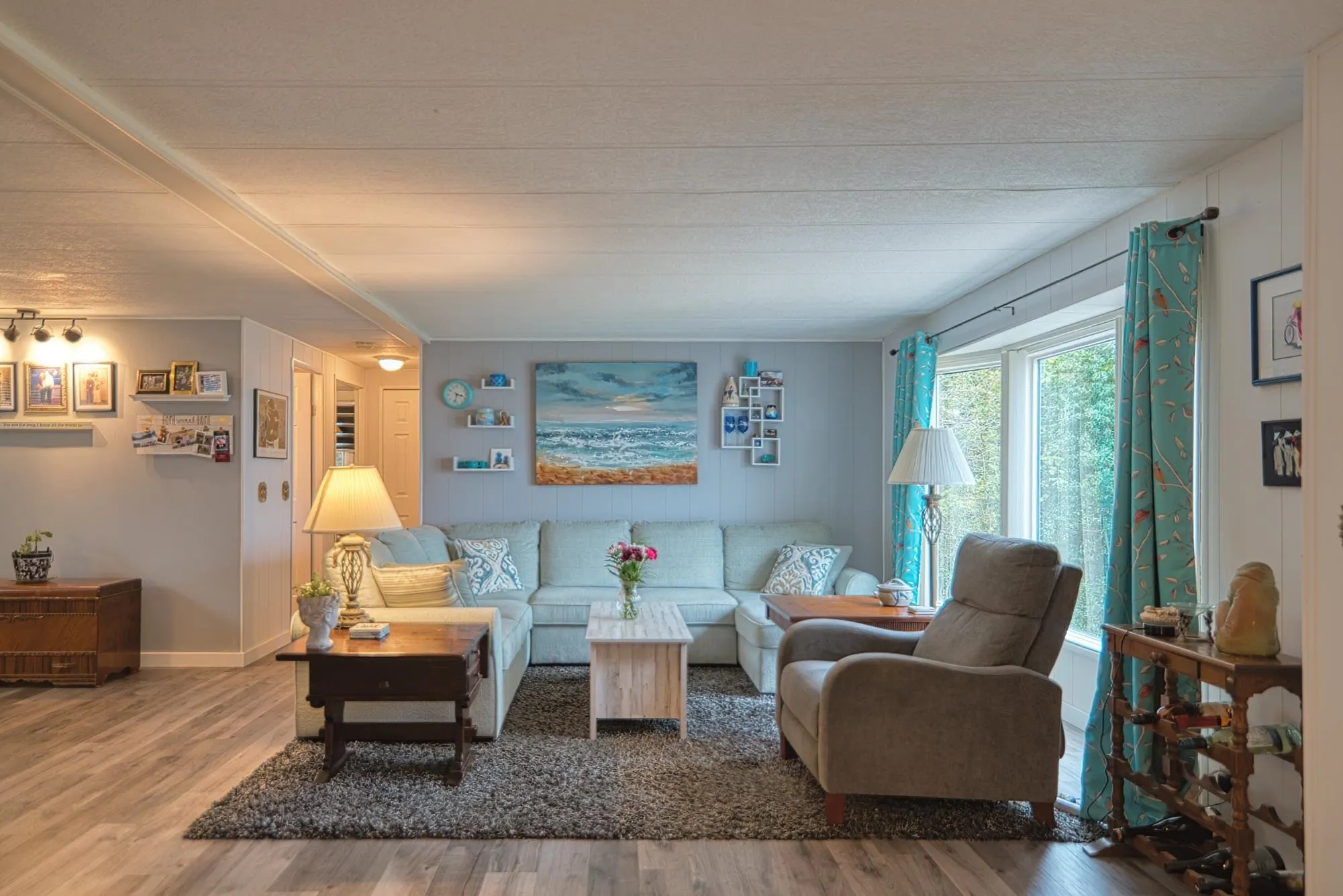 5218 Sunshine Coast Highway