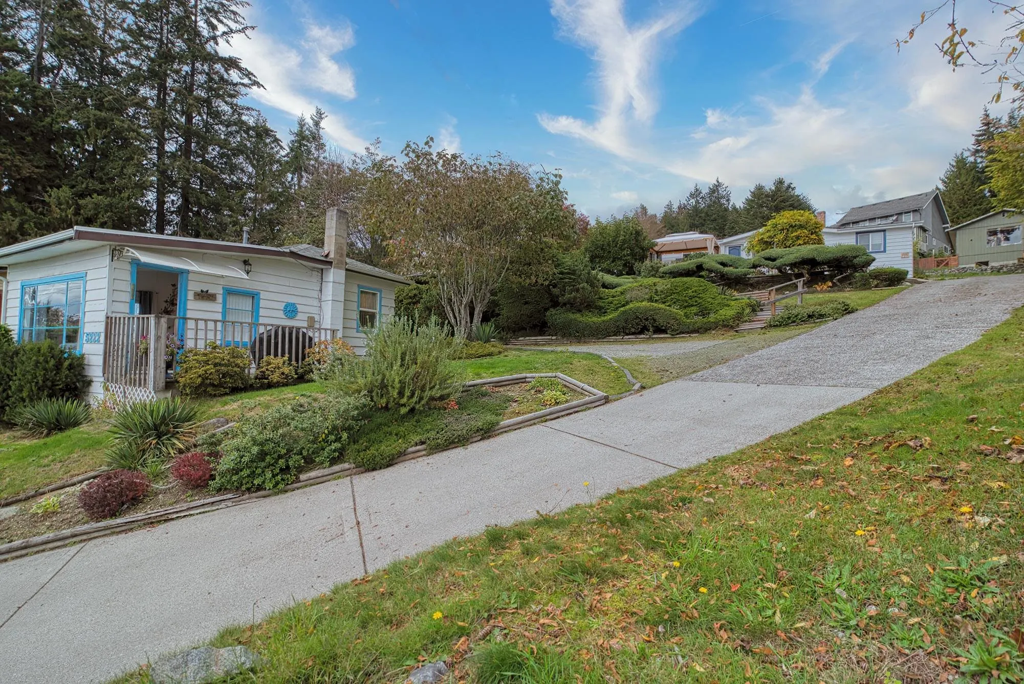 5218 Sunshine Coast Highway