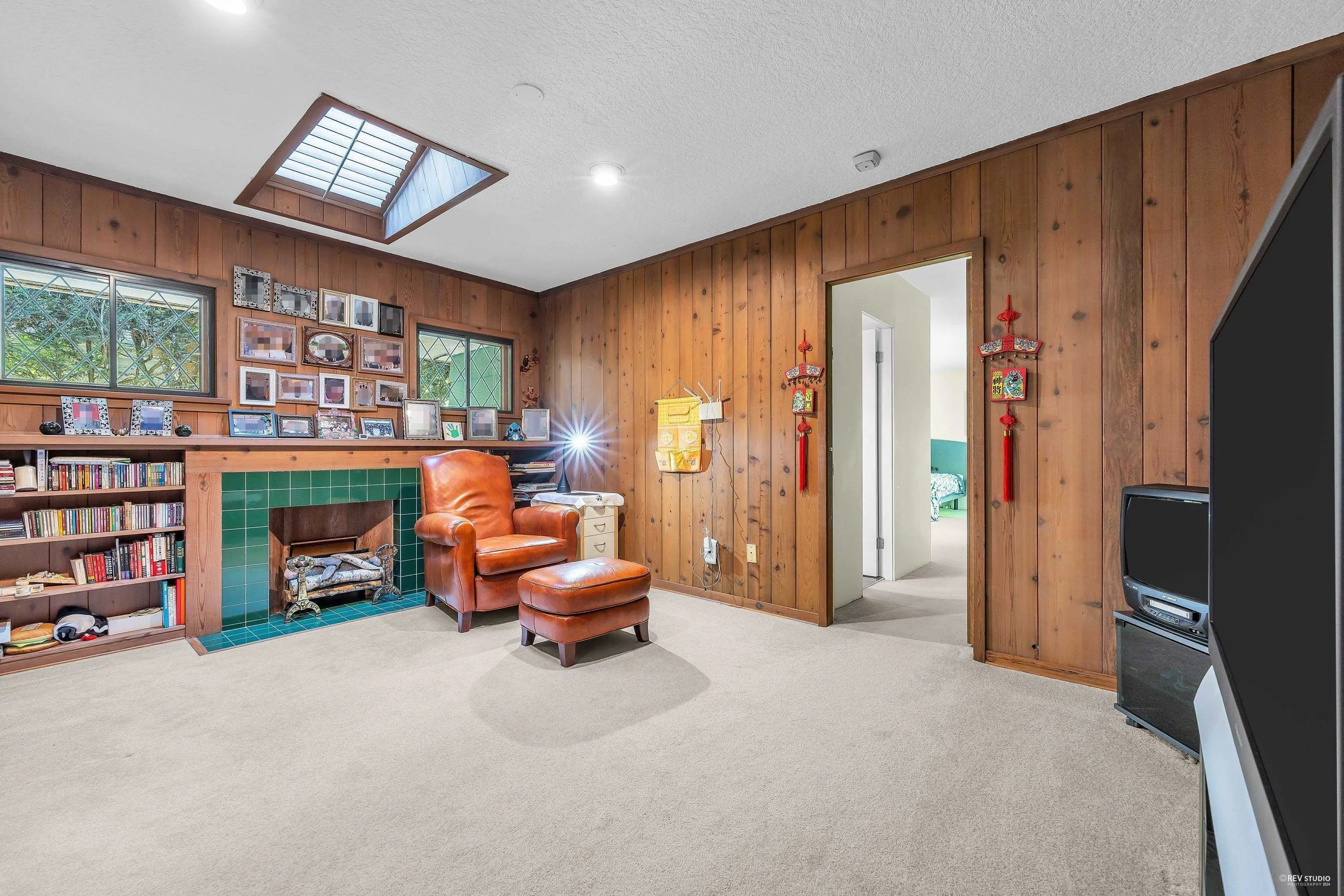 1258 W 33rd Avenue