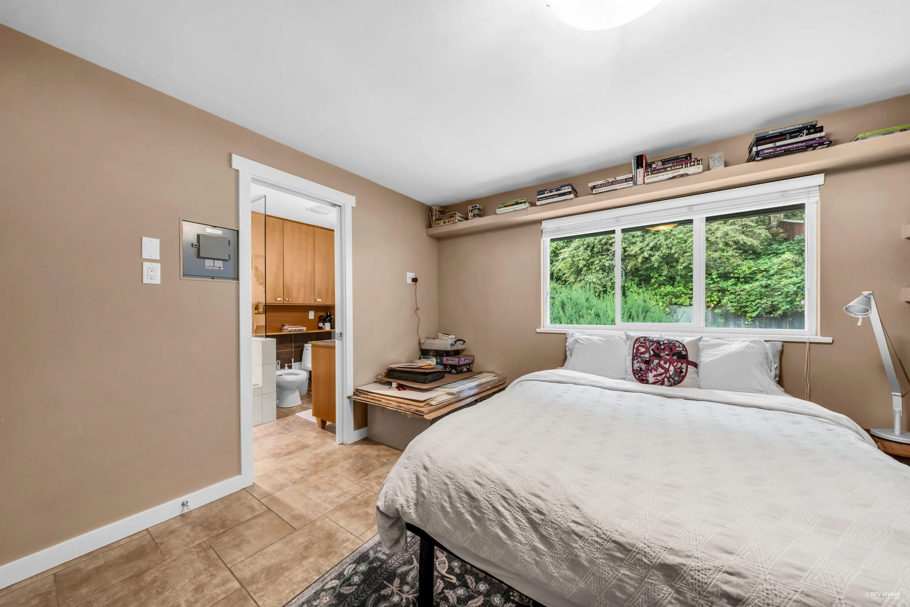 562 Alpine Court