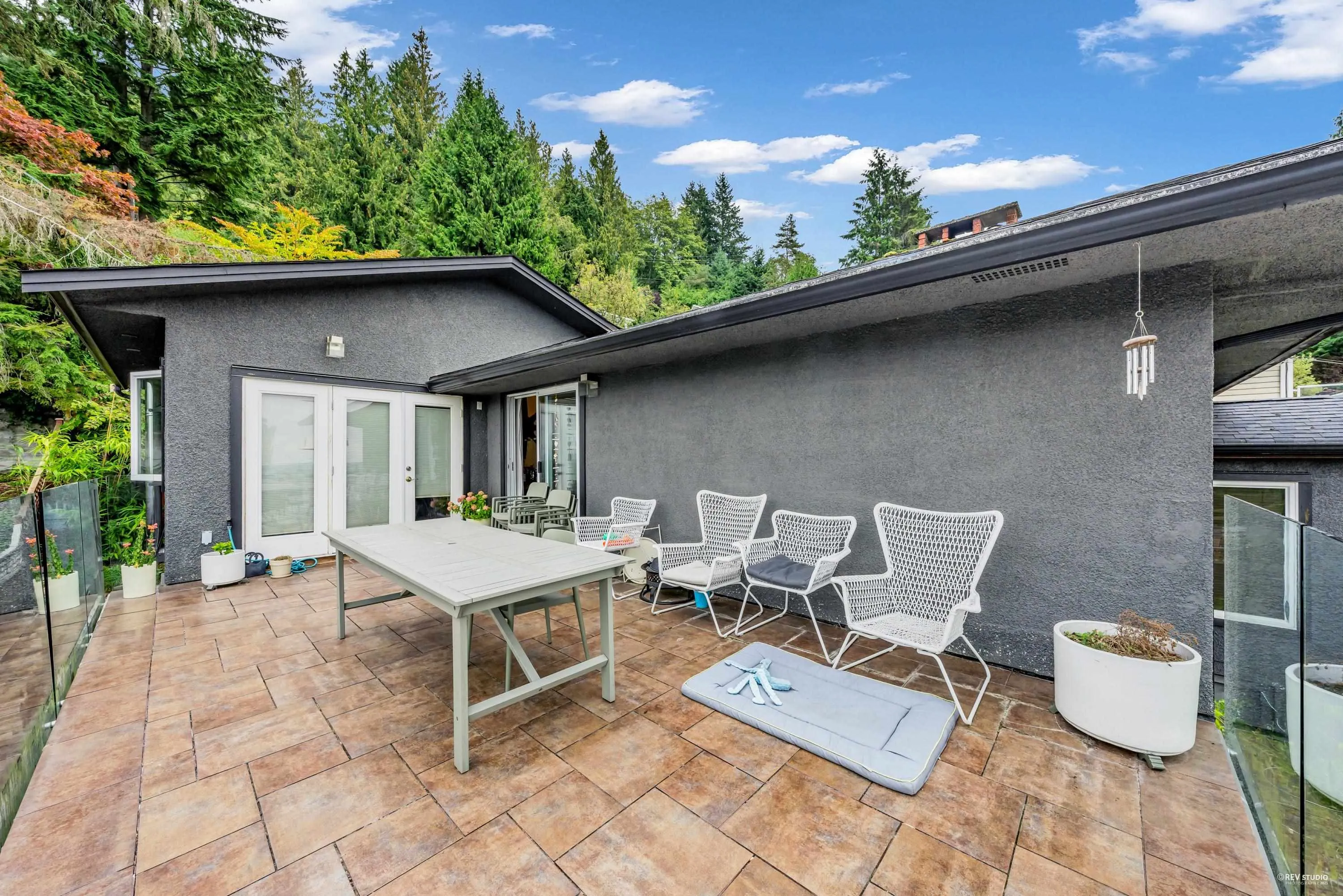 562 Alpine Court