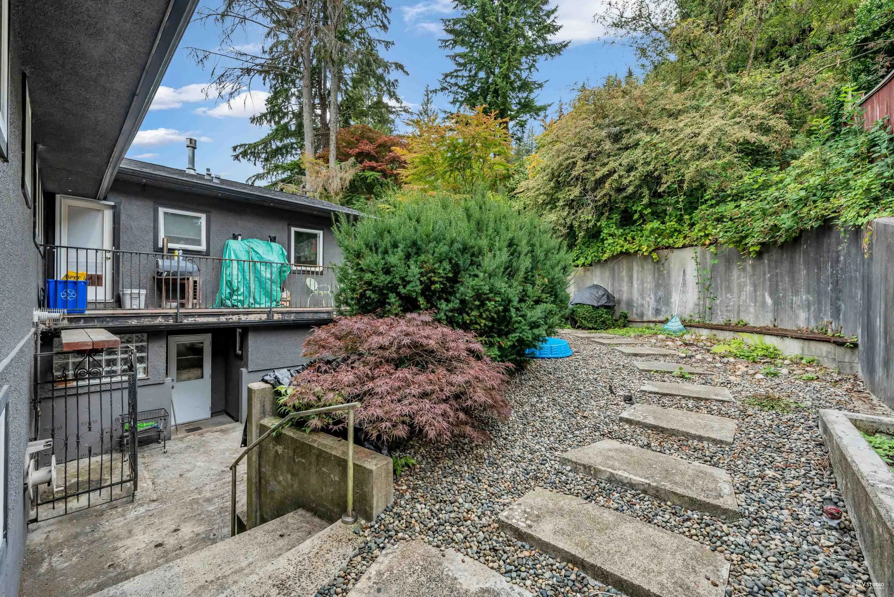 562 Alpine Court