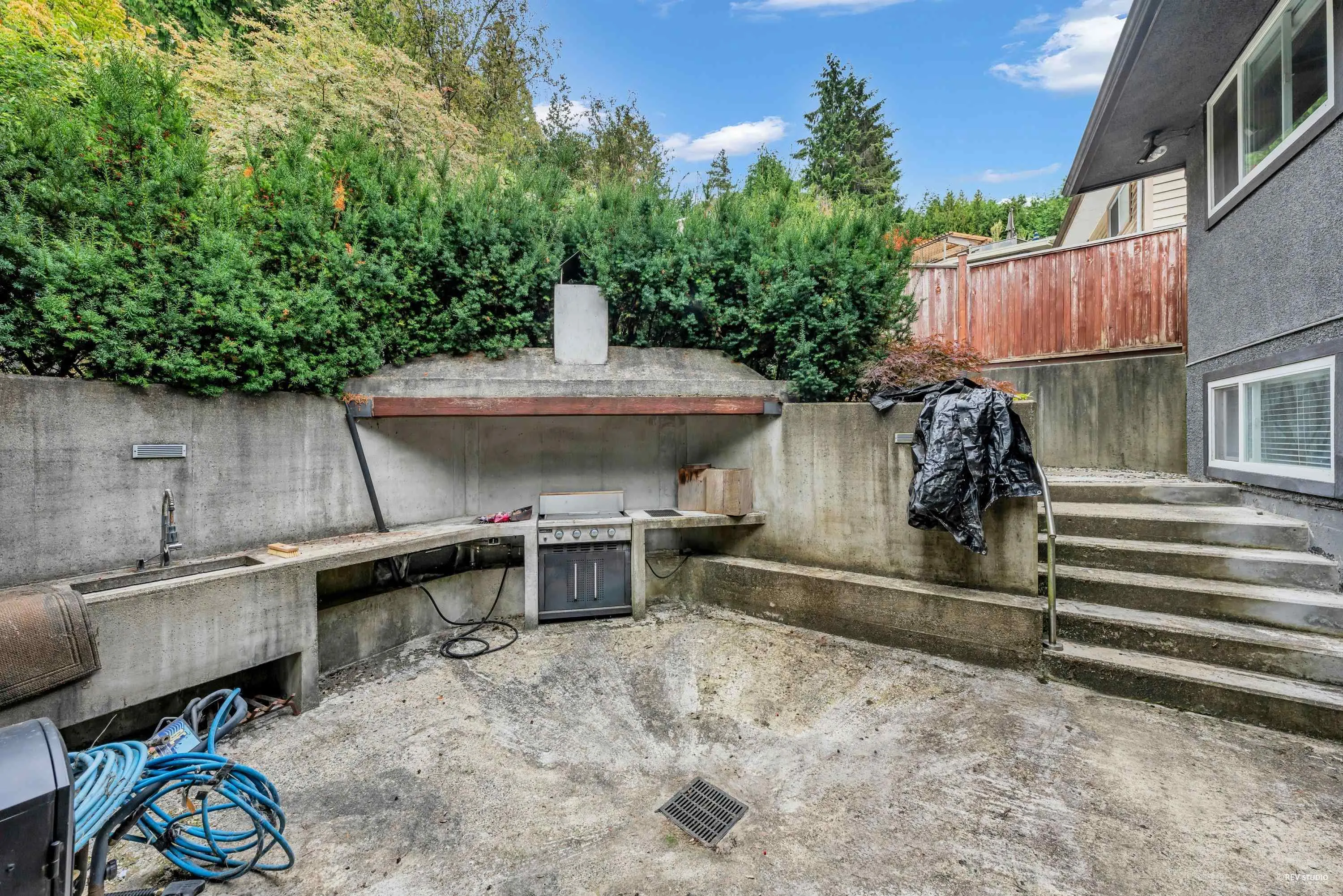 562 Alpine Court