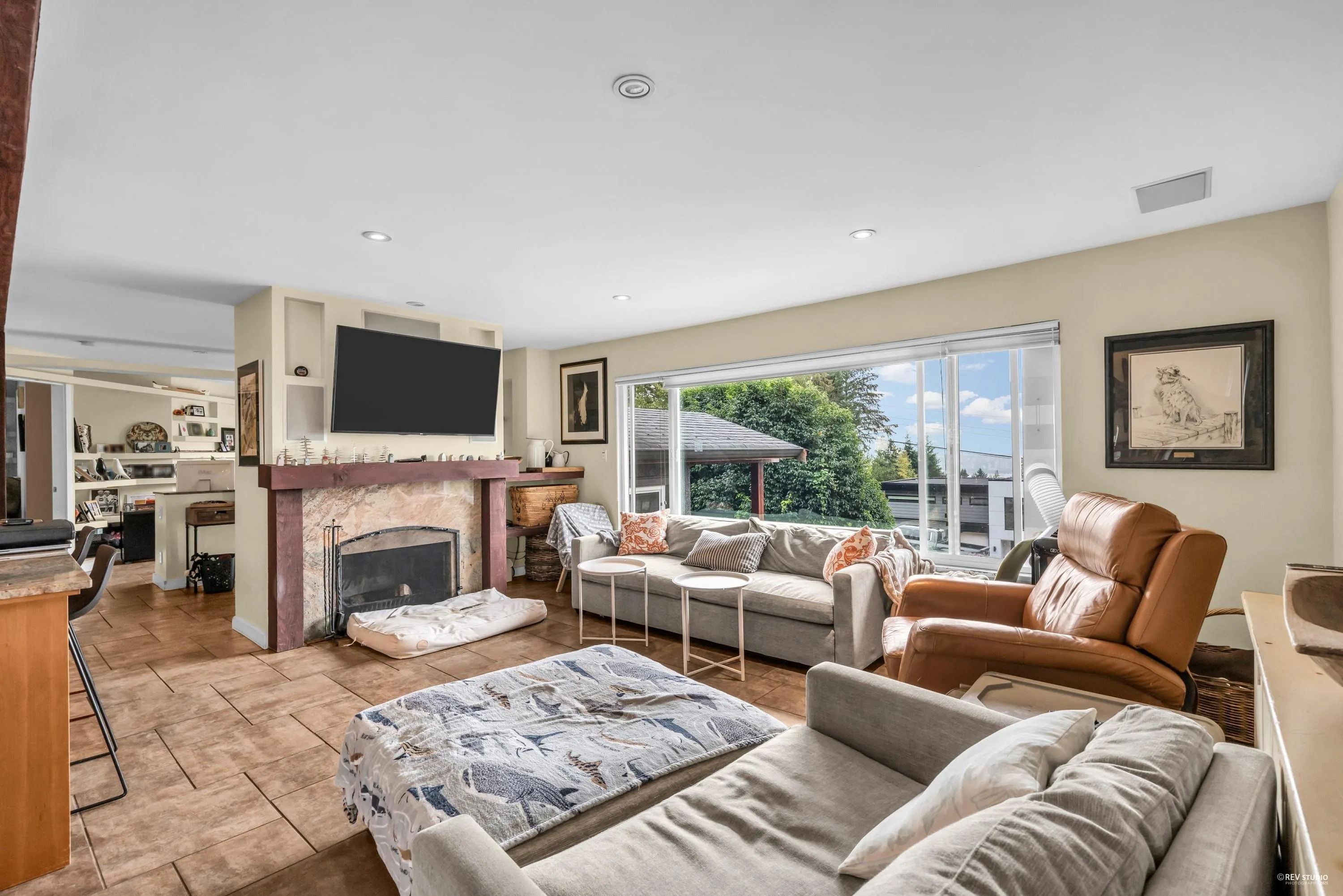 562 Alpine Court