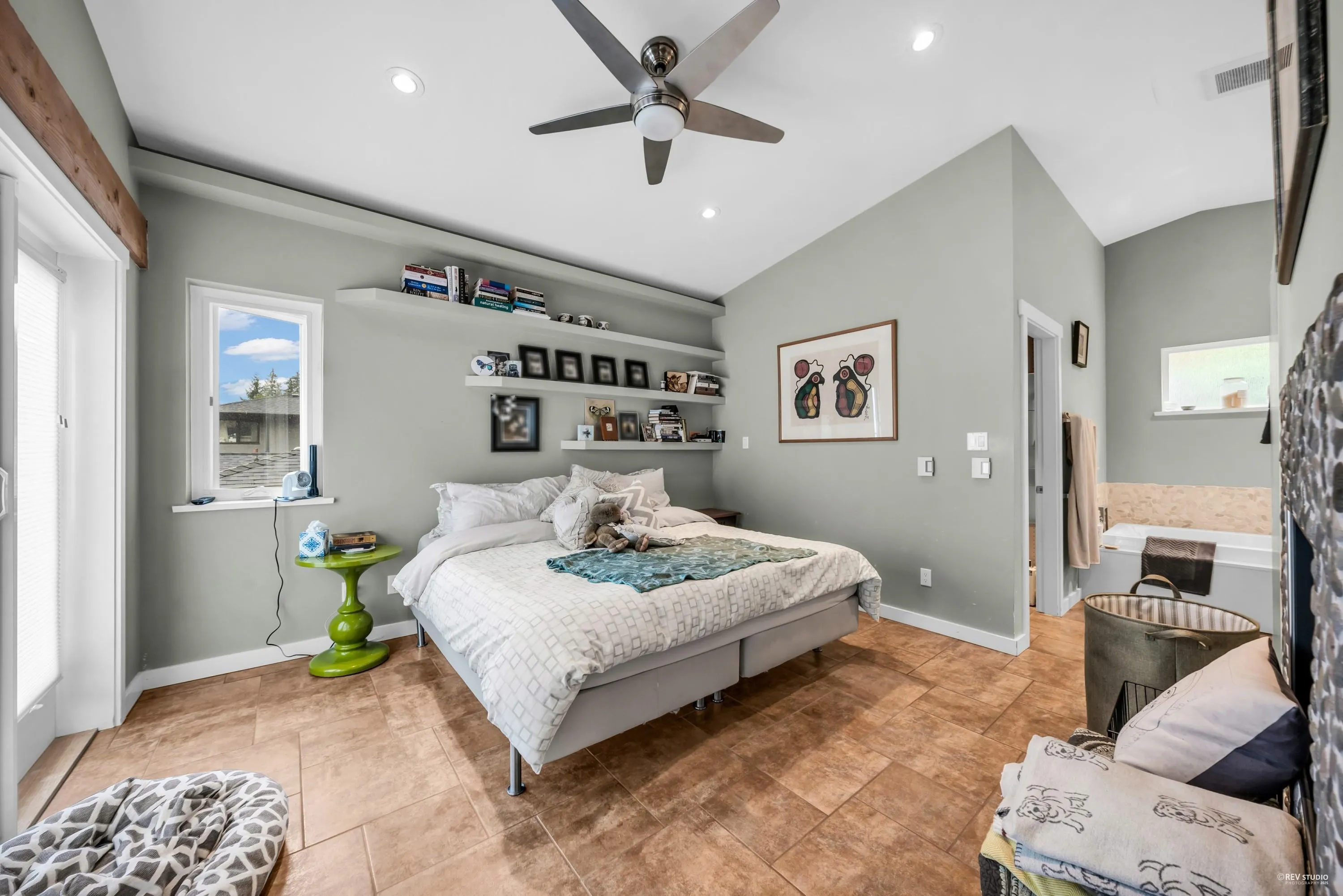 562 Alpine Court