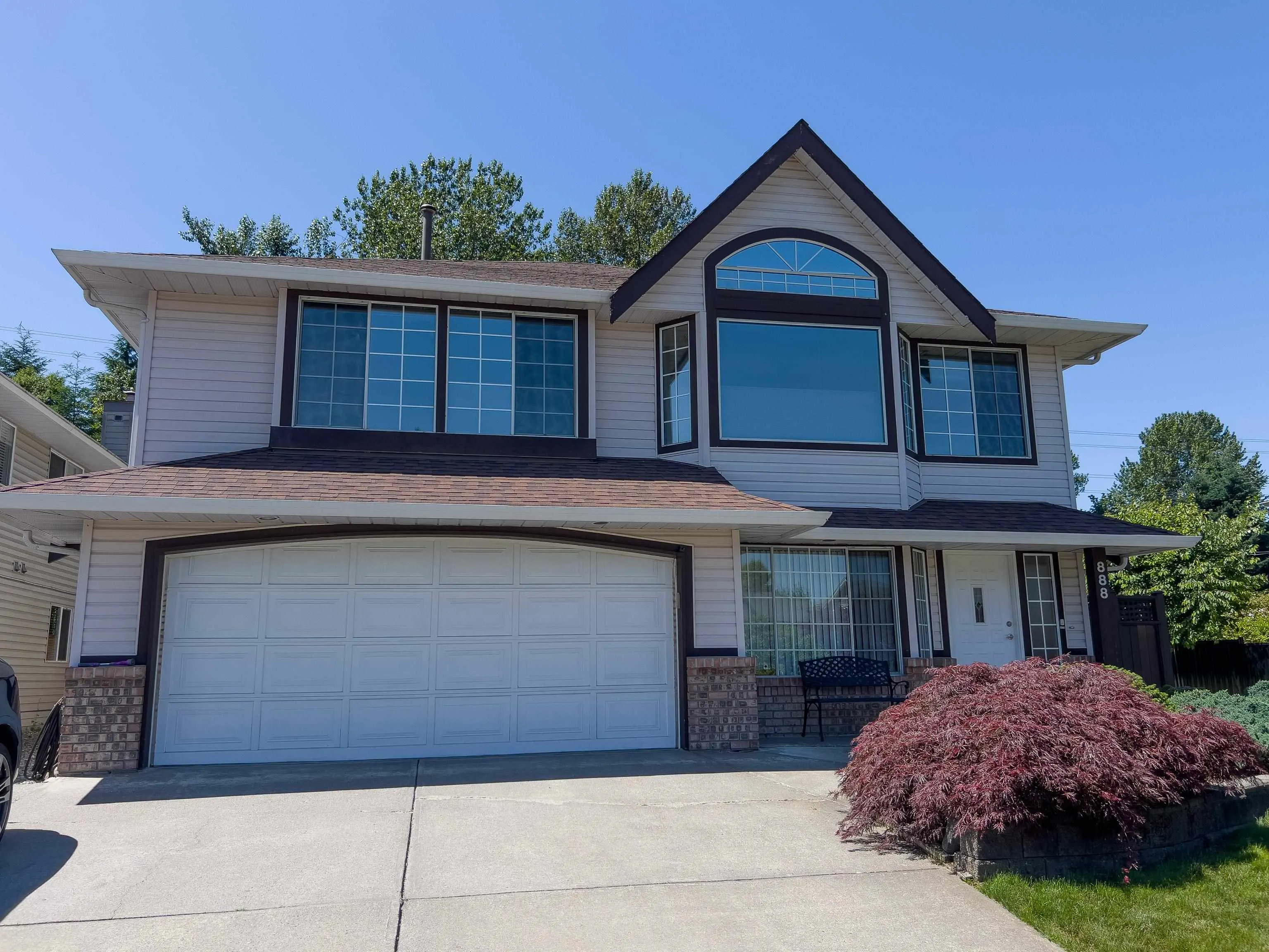 888 Herrmann Street