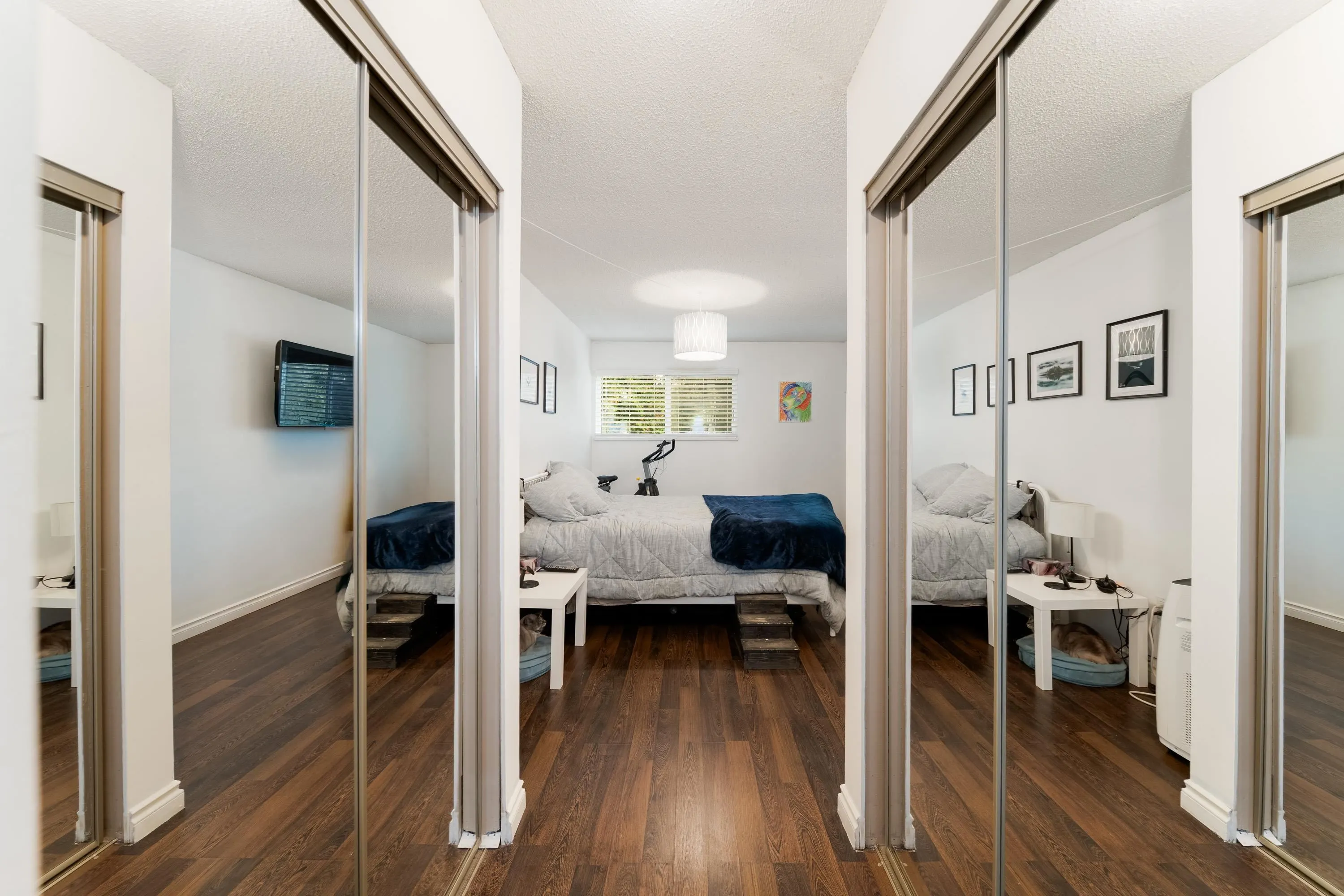 206 1850 E Southmere Crescent