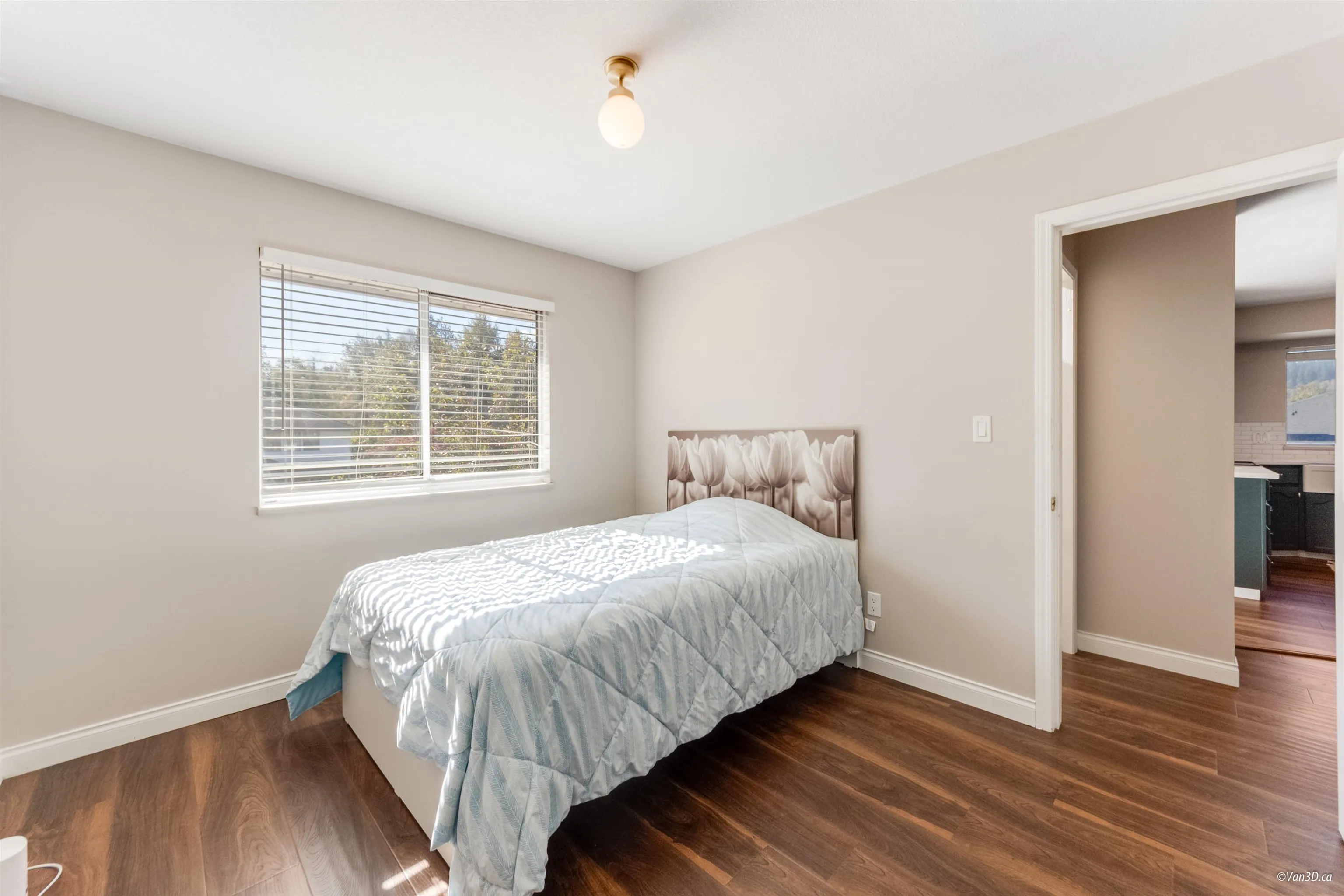 2287 Stafford Avenue